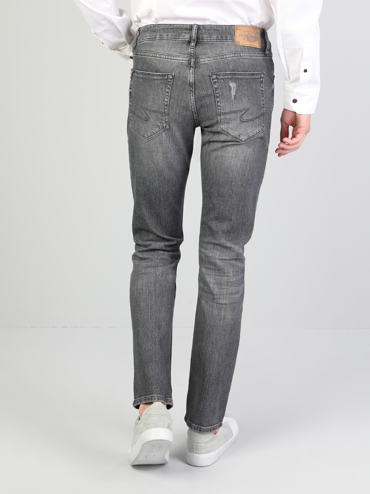 Afișați detalii pentru Pantaloni De Barbati Denim Straight Fit 044 Karl Cl1045990