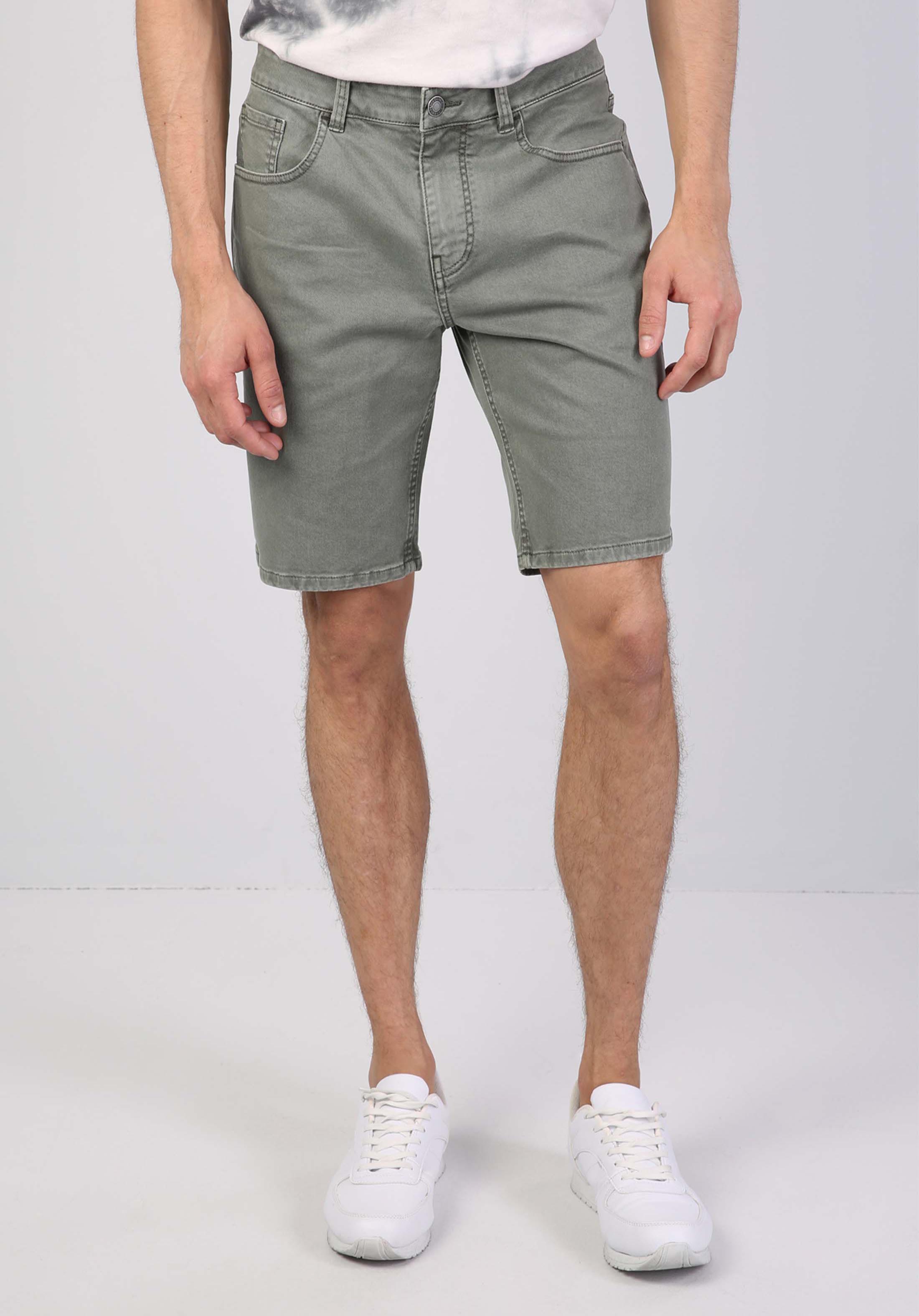 Afișați detalii pentru Short / Pantaloni Scurti De Barbati Verde Regular Fit  Cl1043361