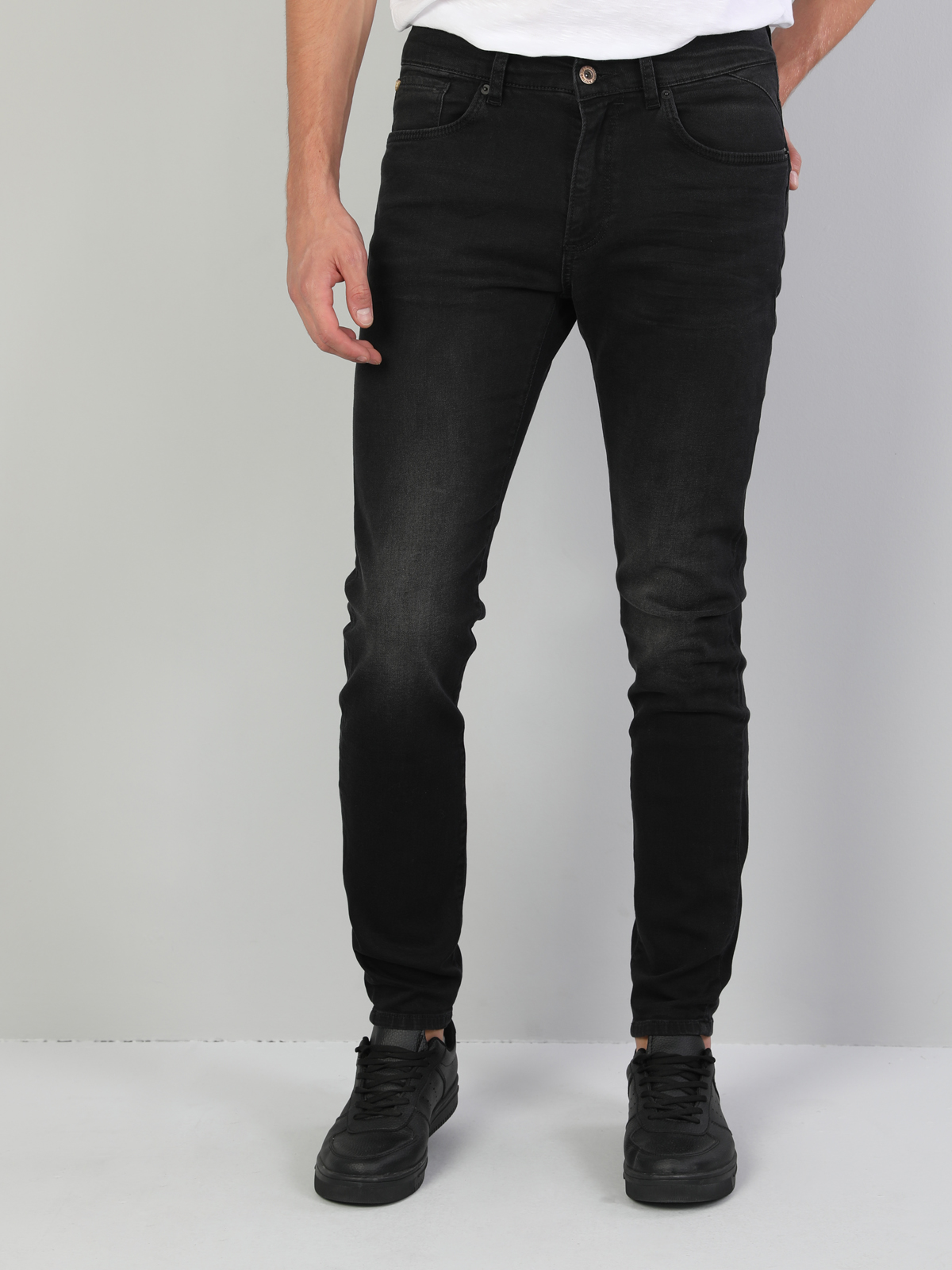 Afișați detalii pentru Pantaloni De Barbati Negru Skinny Fit 040 Alex Cl1046608