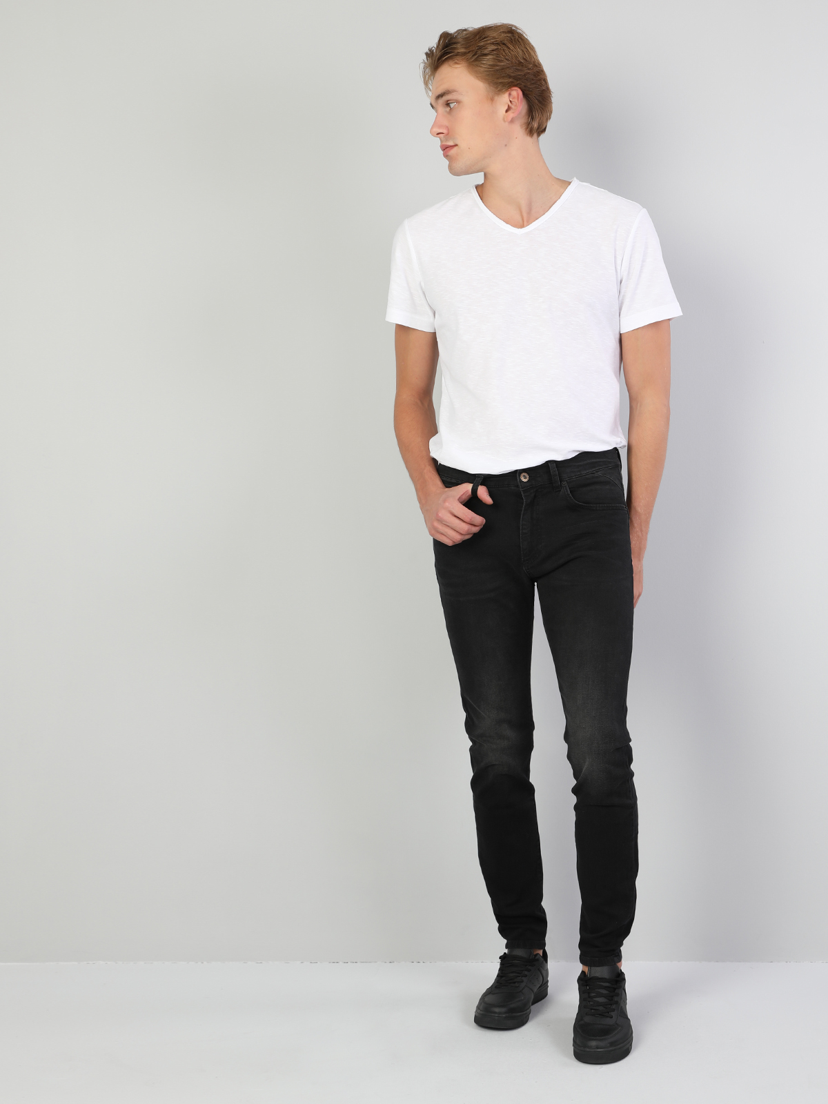 Afișați detalii pentru Pantaloni De Barbati Negru Skinny Fit 040 Alex Cl1046608