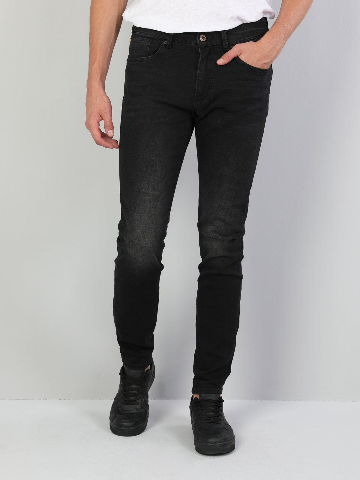 Afișați detalii pentru Pantaloni De Barbati Negru Skinny Fit 040 Alex Cl1046608