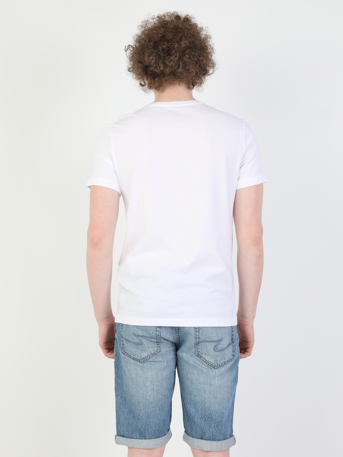 Afișați detalii pentru Tricou Cu Maneca Scurta De Barbati Alb Regular Fit  Cl1048239