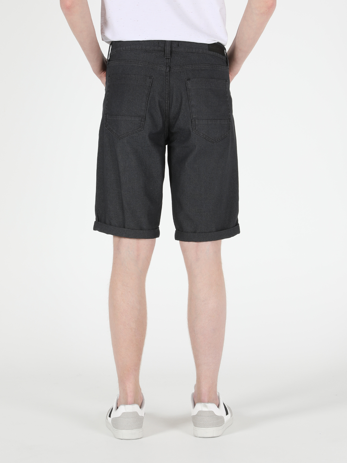 Afișați detalii pentru Short / Pantaloni Scurti De Barbati Antracit Regular Fit  CL1049756