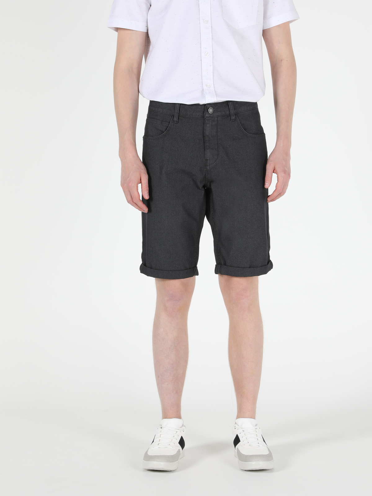 Afișați detalii pentru Short / Pantaloni Scurti De Barbati Antracit Regular Fit  CL1049756