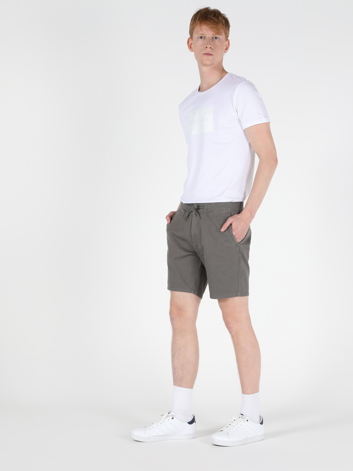 Afișați detalii pentru Short / Pantaloni Scurti De Barbati Kaki Regular Fit  Cl1049748