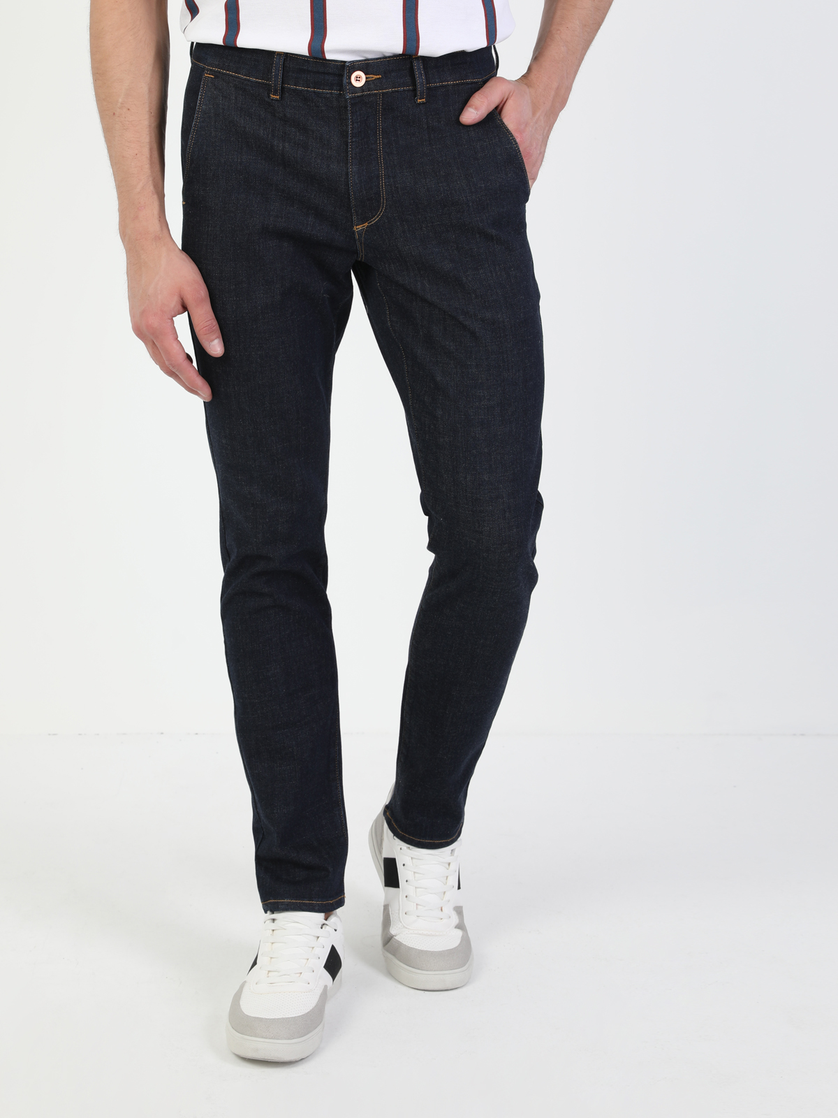 Afișați detalii pentru Pantaloni De Barbati Denim Slim Fit  Cl1049645