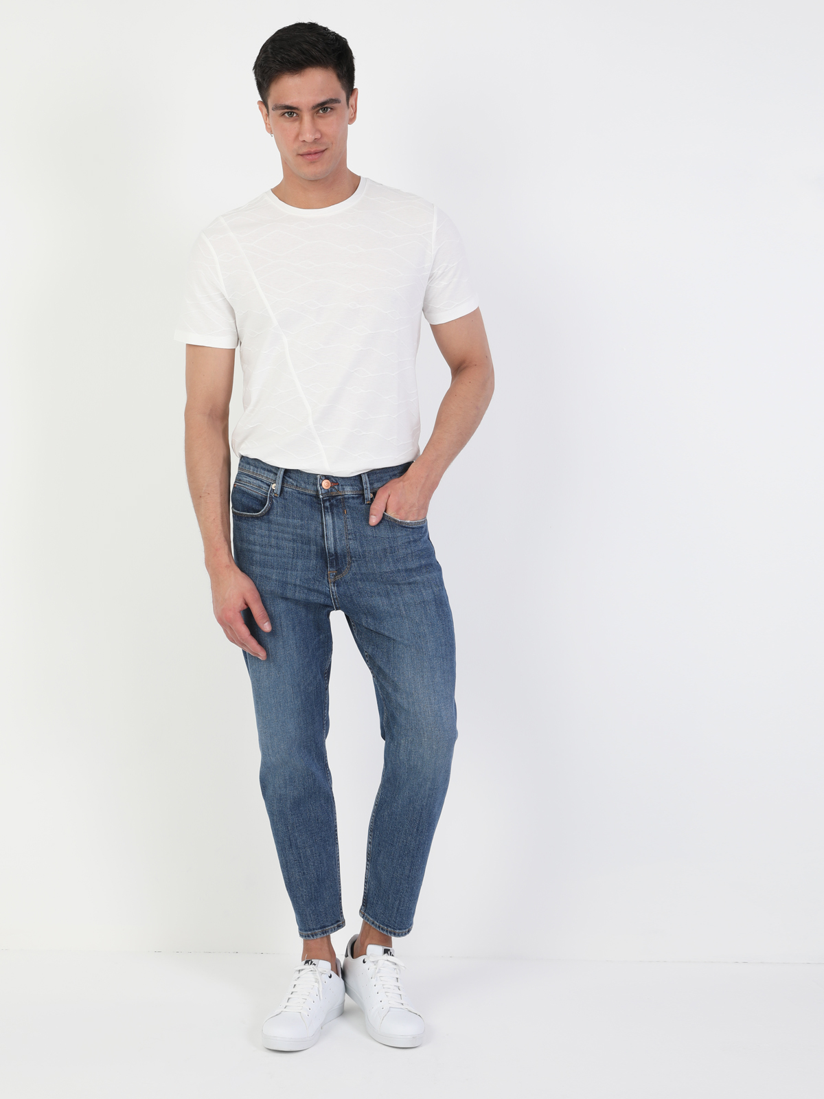 Afișați detalii pentru Pantaloni De Barbati Albastru Carrot Fit 039 Lucas Cl1049558