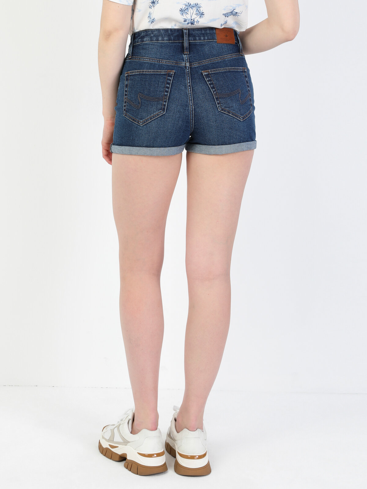 Afișați detalii pentru Short / Pantaloni Scurti De Dama Denim Super Slim Fit  Cl1043978