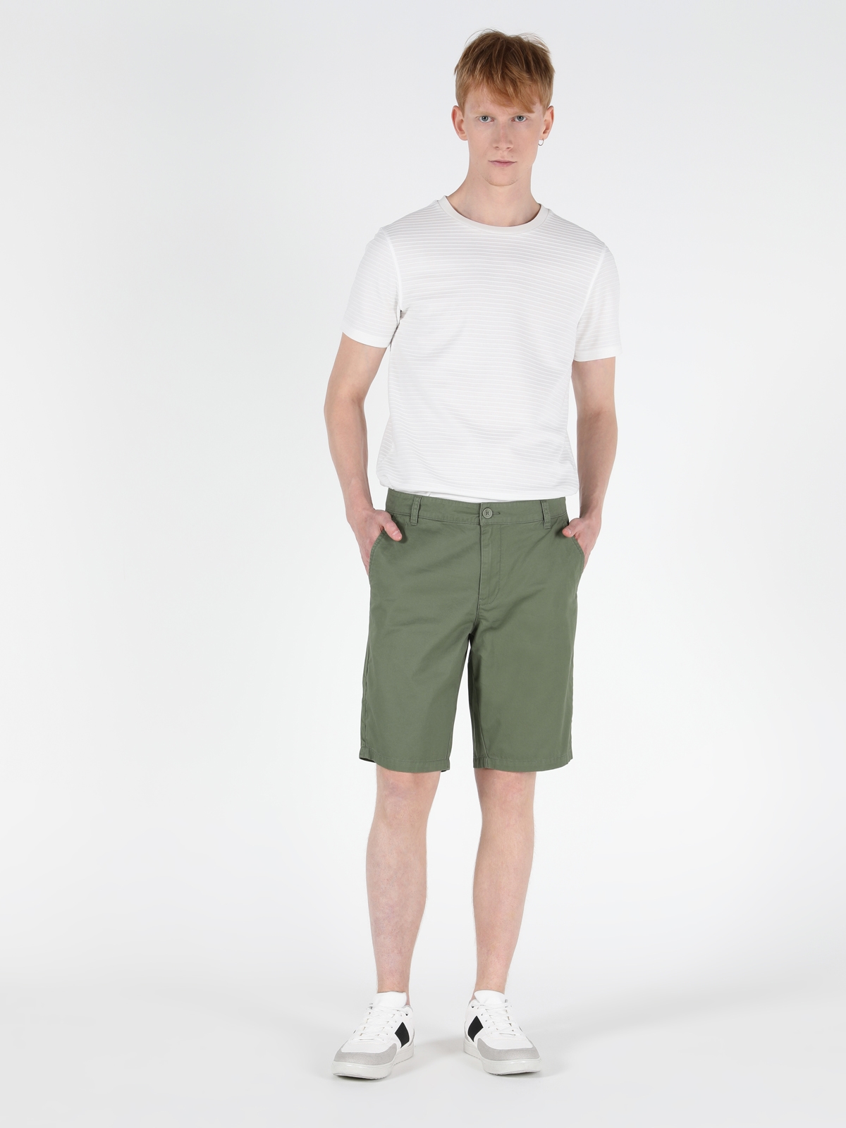 Afișați detalii pentru Short / Pantaloni Scurti De Barbati Verde Regular Fit  Cl1049506