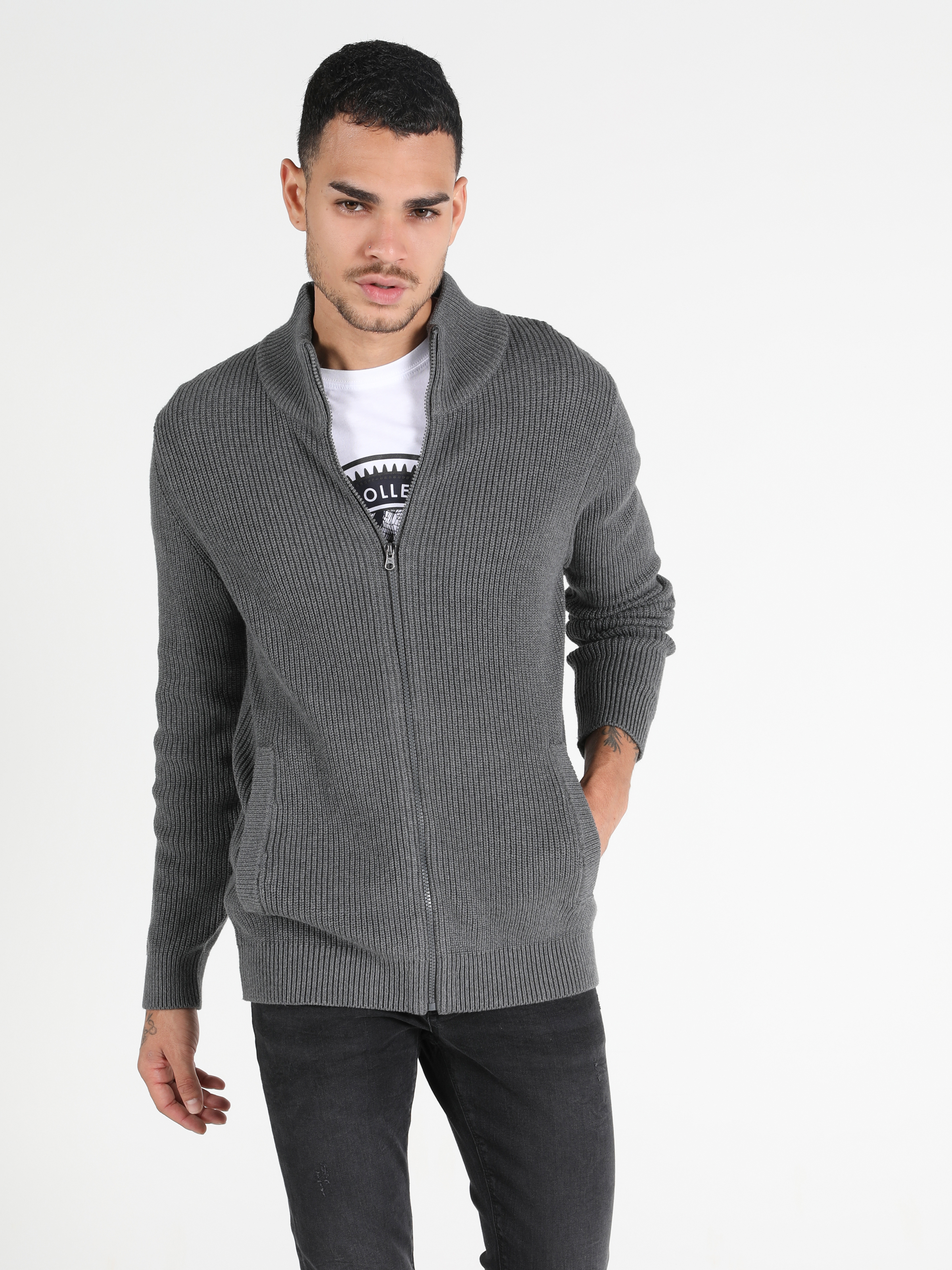 Afișați detalii pentru Cardigan De Barbati Gri Slim Fit  Cl1050050