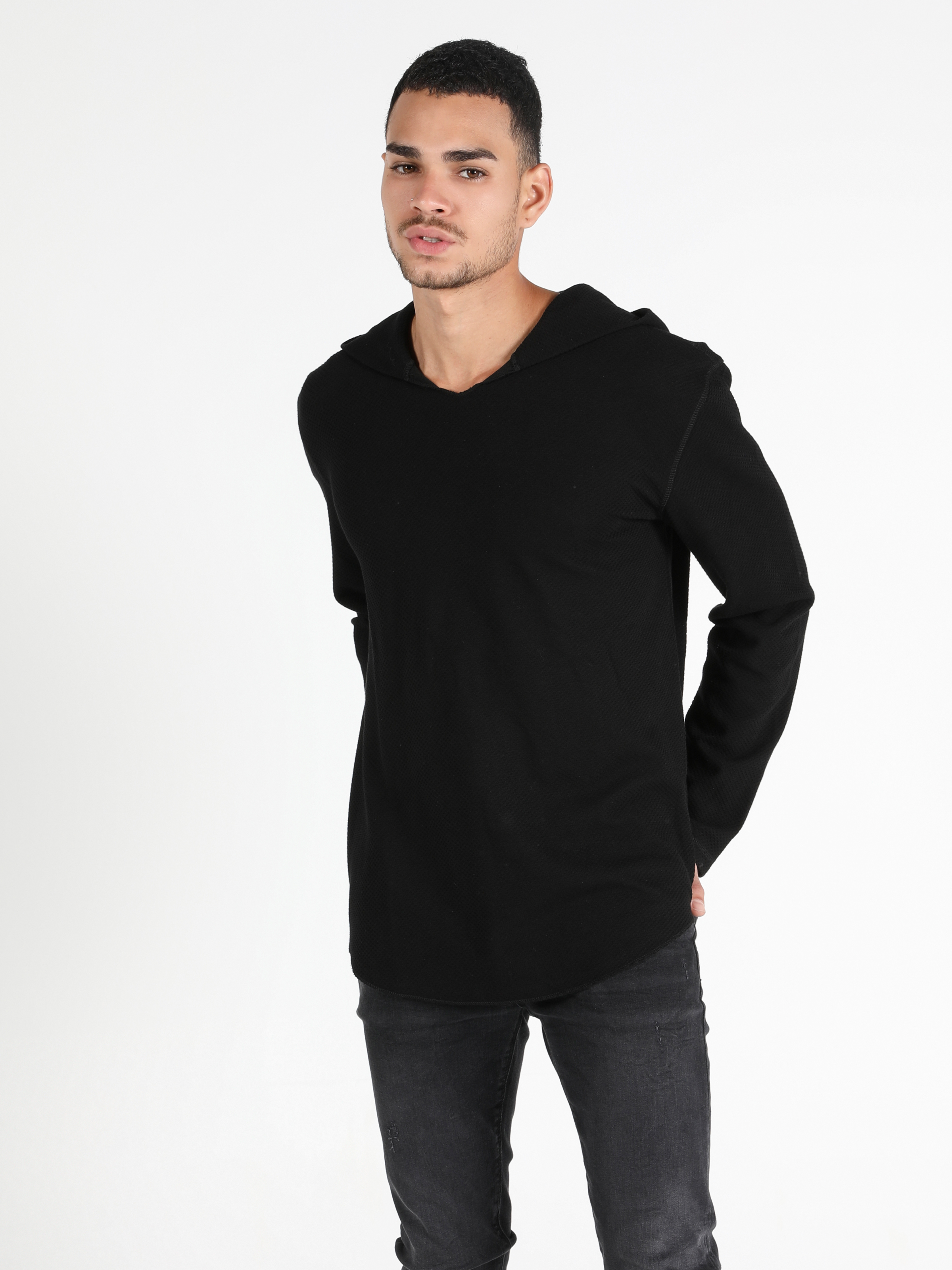 Afișați detalii pentru Tricou Cu Maneca Lunga De Barbati Negru Regular Fit  Cl1051091