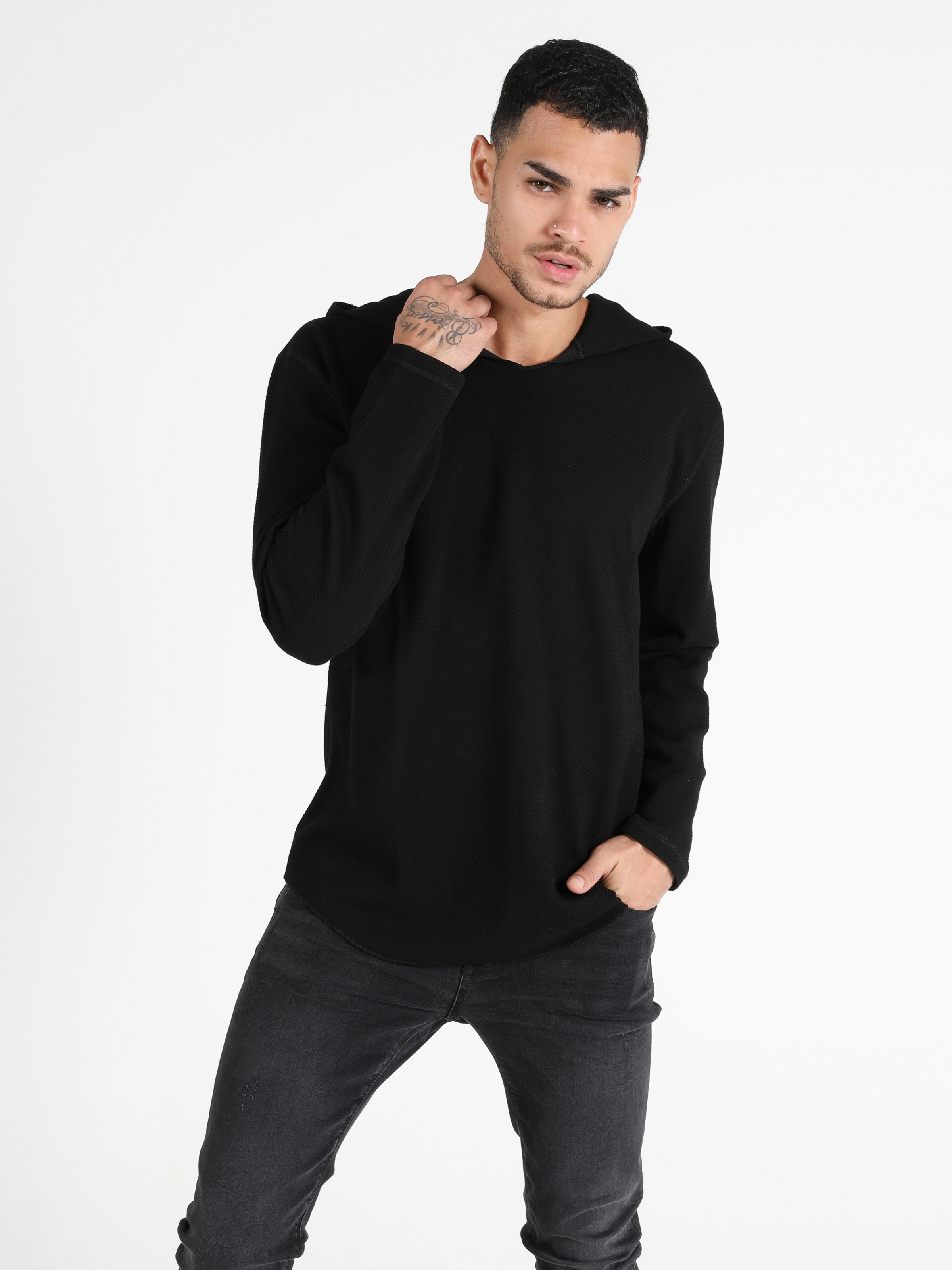 Afișați detalii pentru Tricou Cu Maneca Lunga De Barbati Negru Regular Fit  Cl1051091