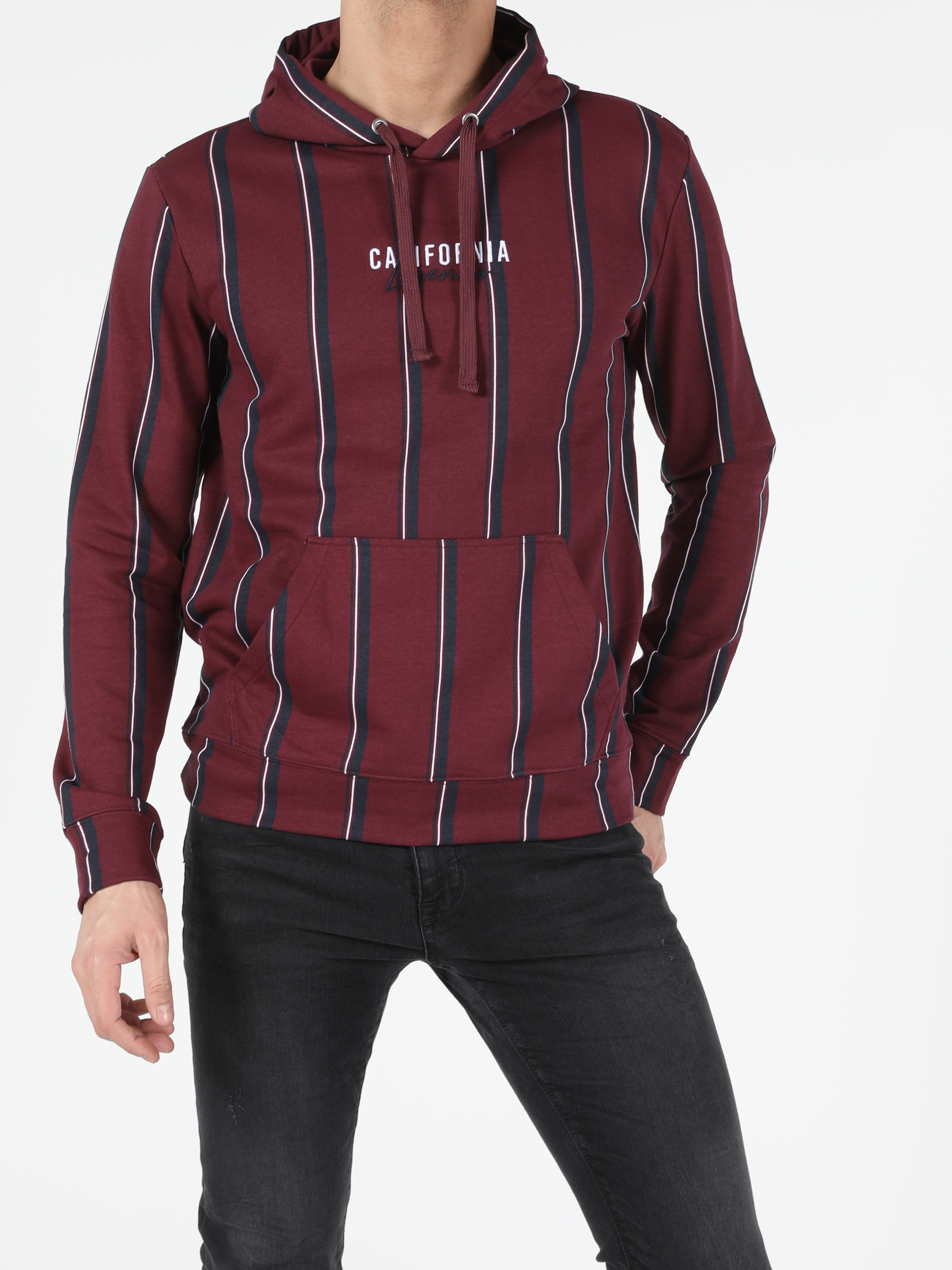 Afișați detalii pentru Hanorac / Bluza De Barbati Bordo Regular Fit  Cl1050137