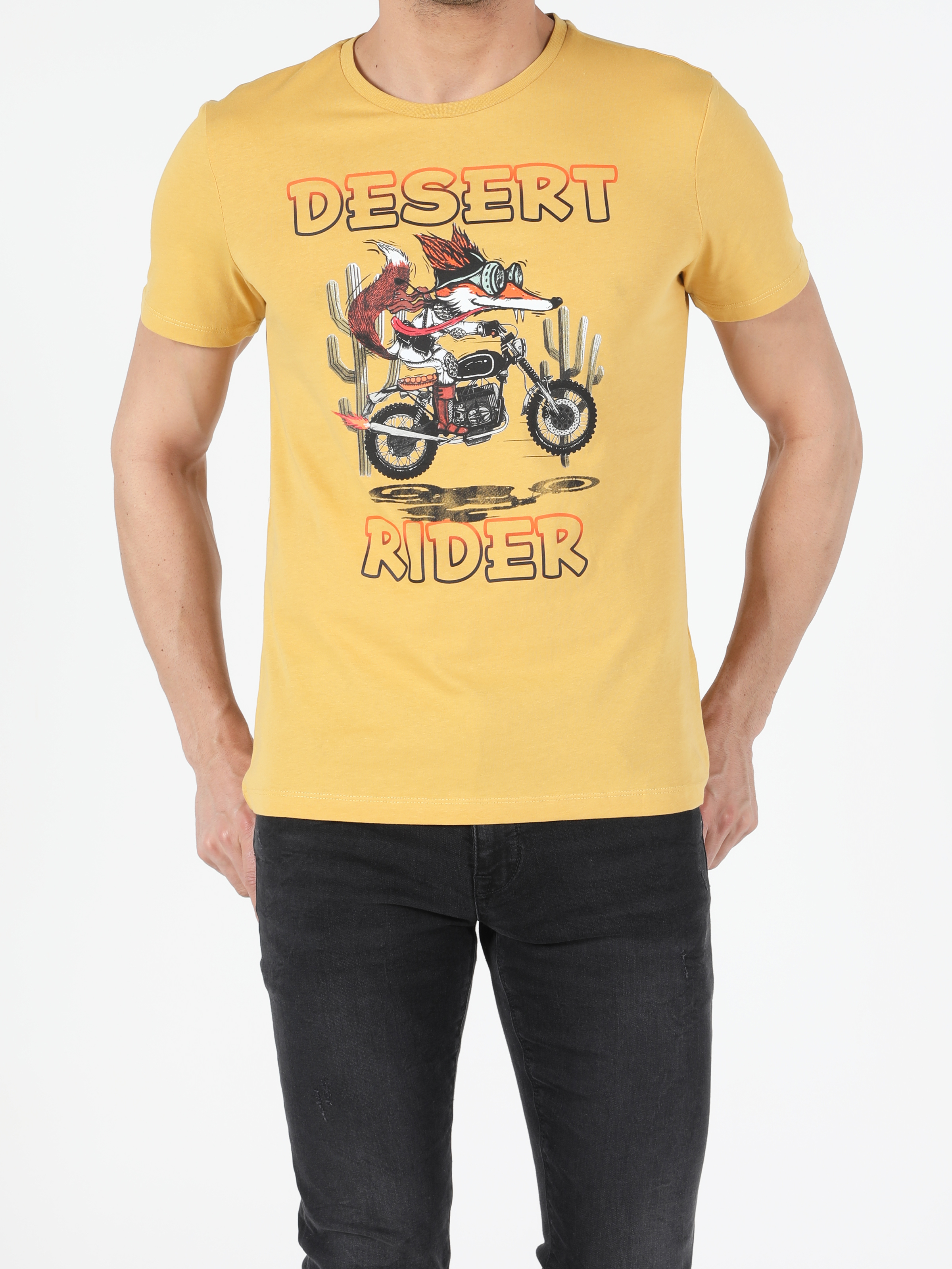 Afișați detalii pentru Tricou Cu Maneca Scurta De Barbati Galben Regular Fit  Cl1051196