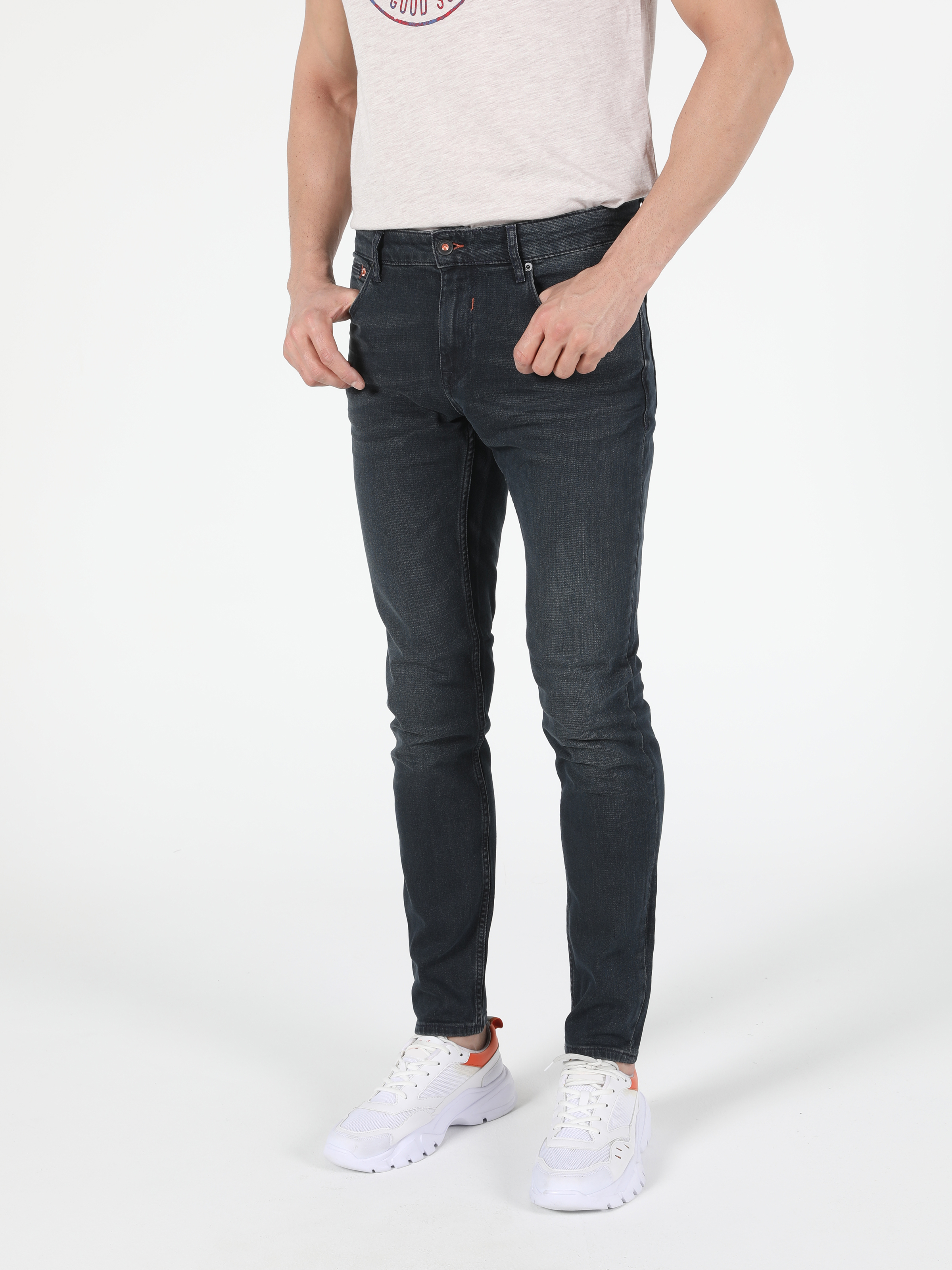 Afișați detalii pentru Pantaloni De Barbati Denim Slim Fit 041 Danny Cl1052759