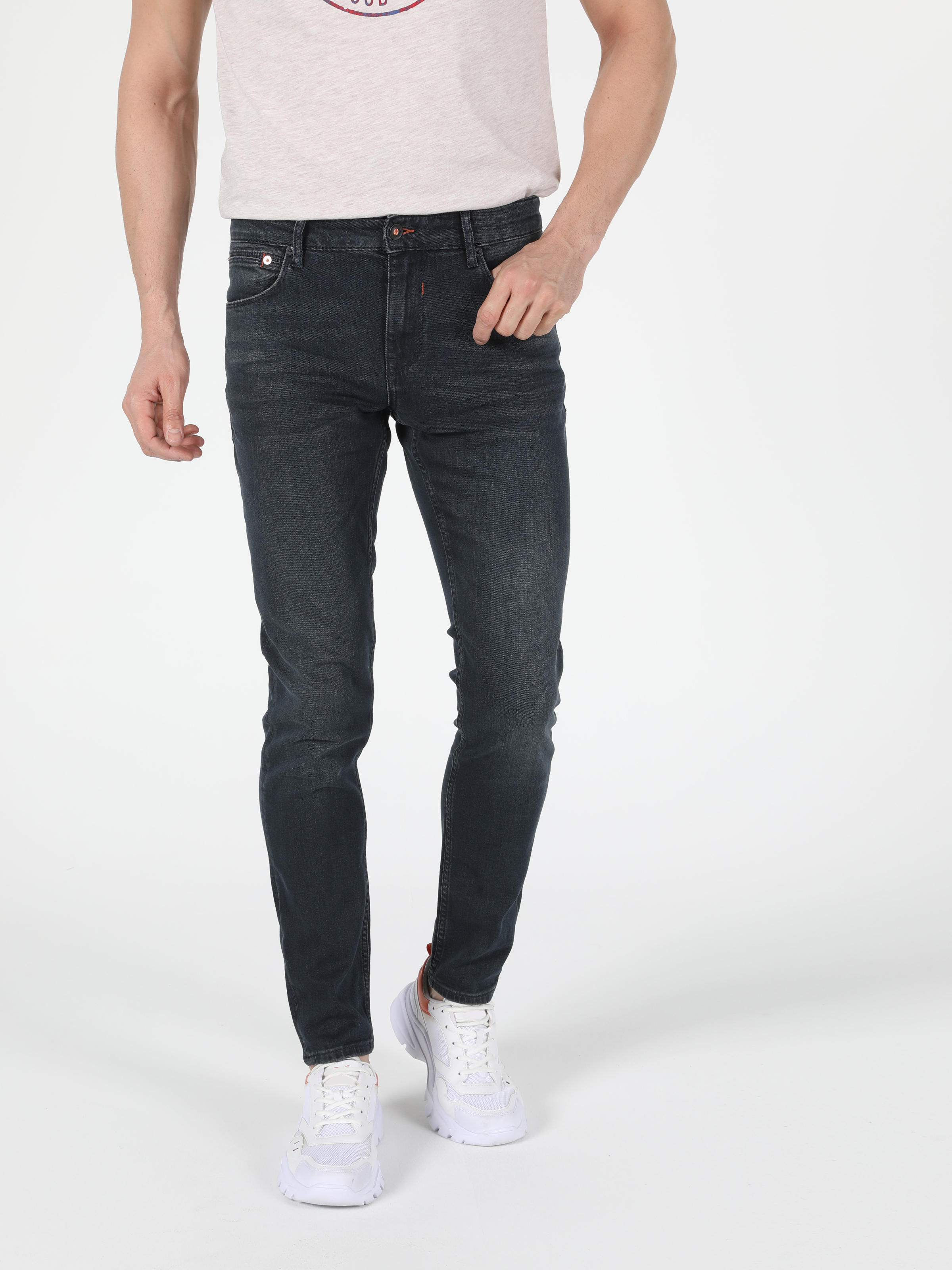 Afișați detalii pentru Pantaloni De Barbati Denim Slim Fit 041 Danny Cl1052759