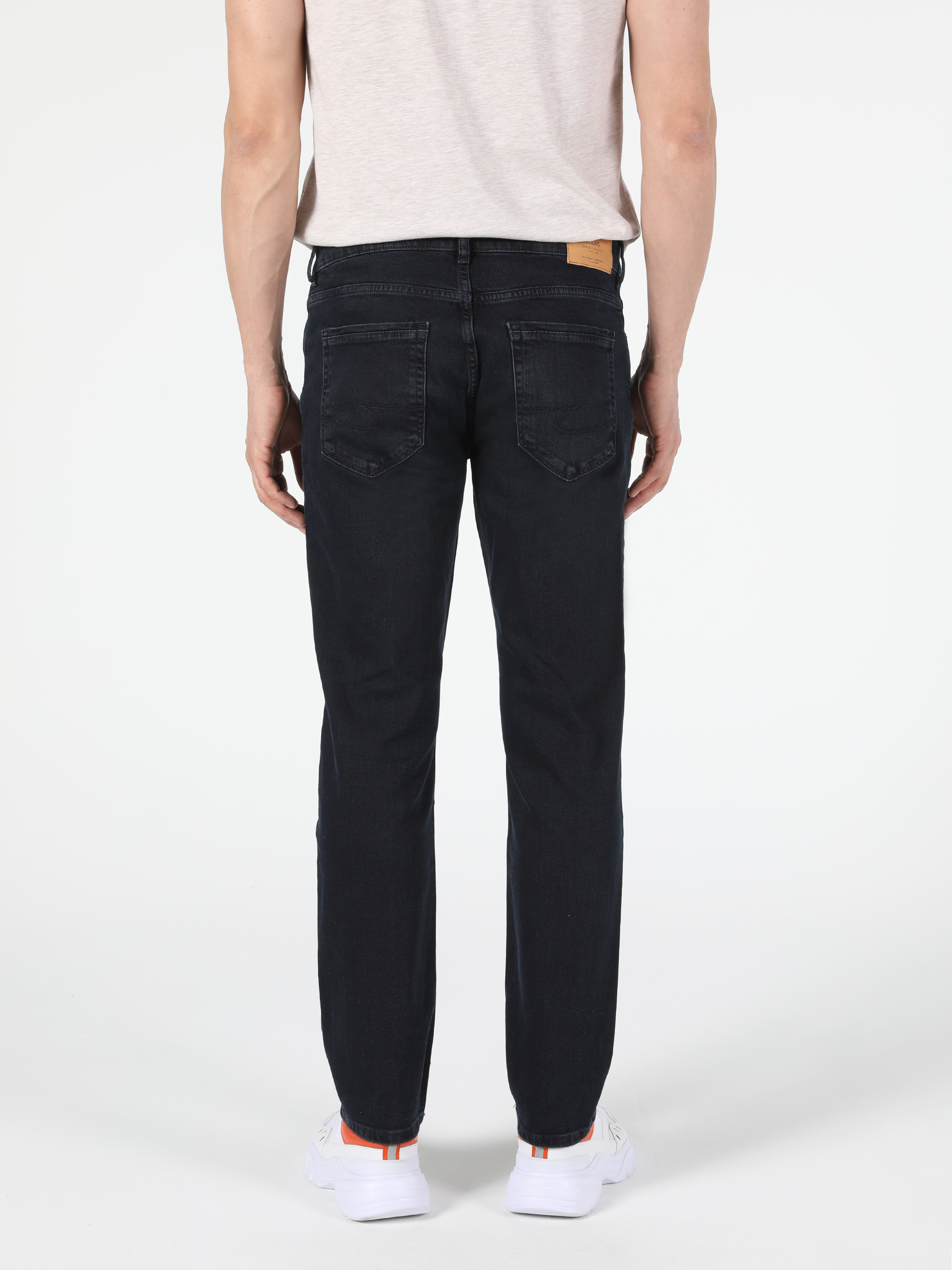Afișați detalii pentru Pantaloni De Barbati Albastru Straight Fit 044 Karl Cl1052767