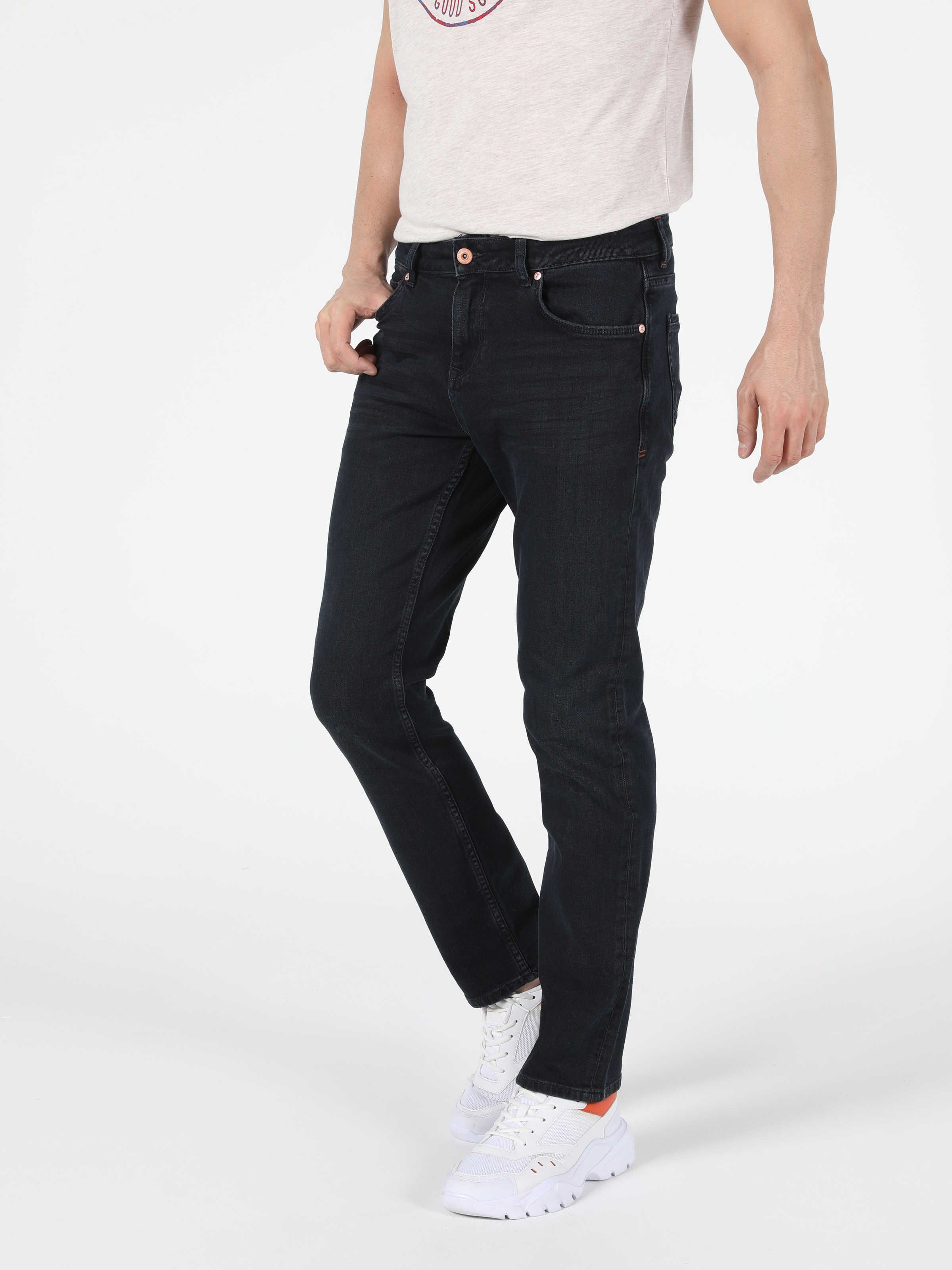 Afișați detalii pentru Pantaloni De Barbati Albastru Straight Fit 044 Karl Cl1052767