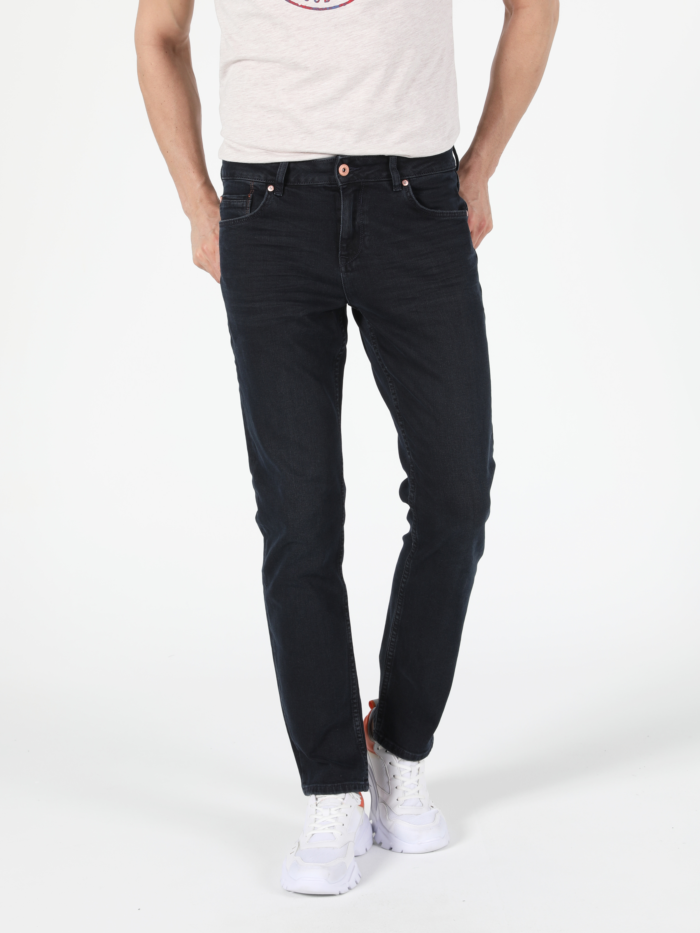Afișați detalii pentru Pantaloni De Barbati Albastru Straight Fit 044 Karl Cl1052767