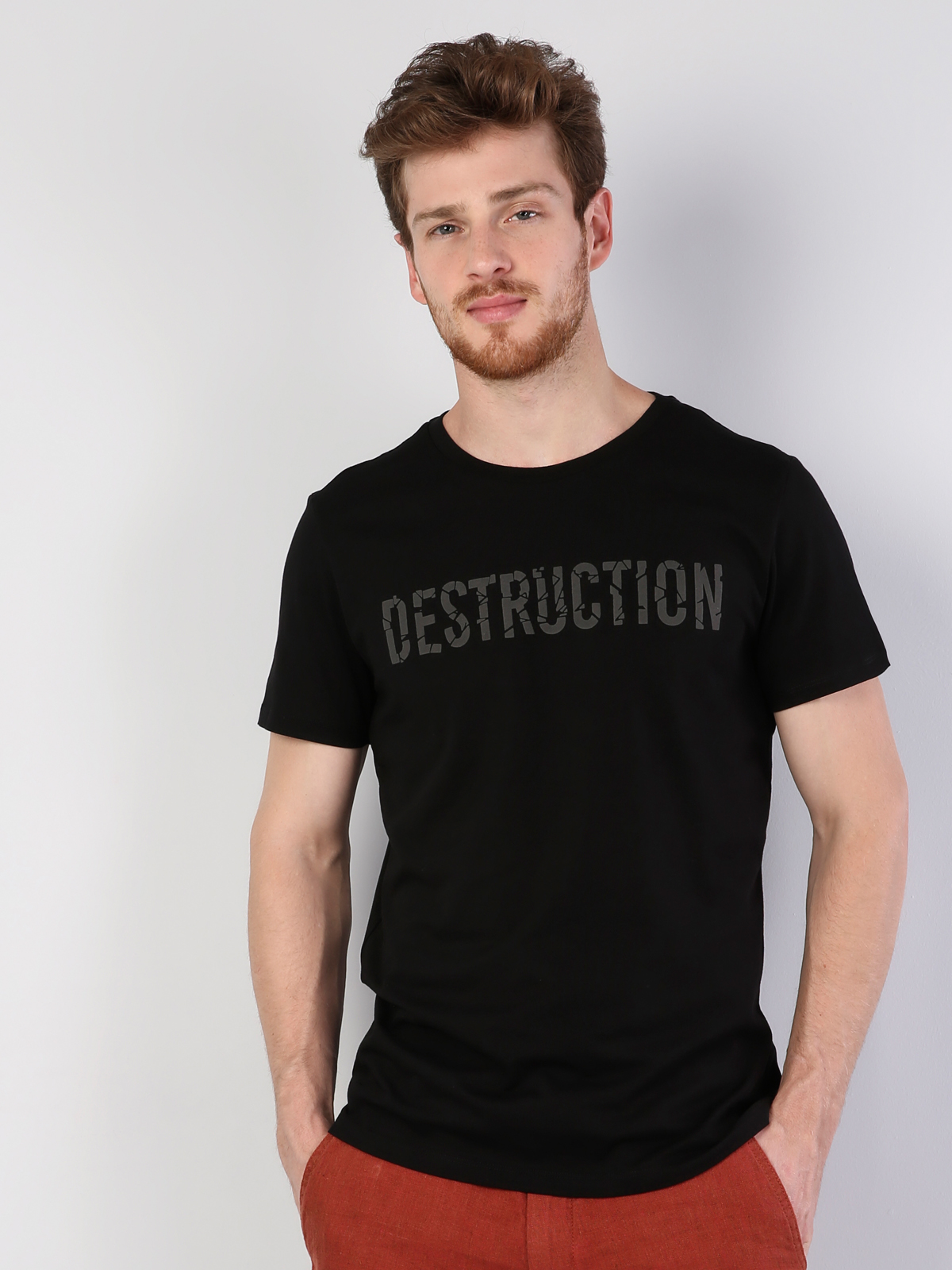 Afișați detalii pentru Tricou Cu Maneca Scurta De Barbati Negru Regular Fit  Cl1044074