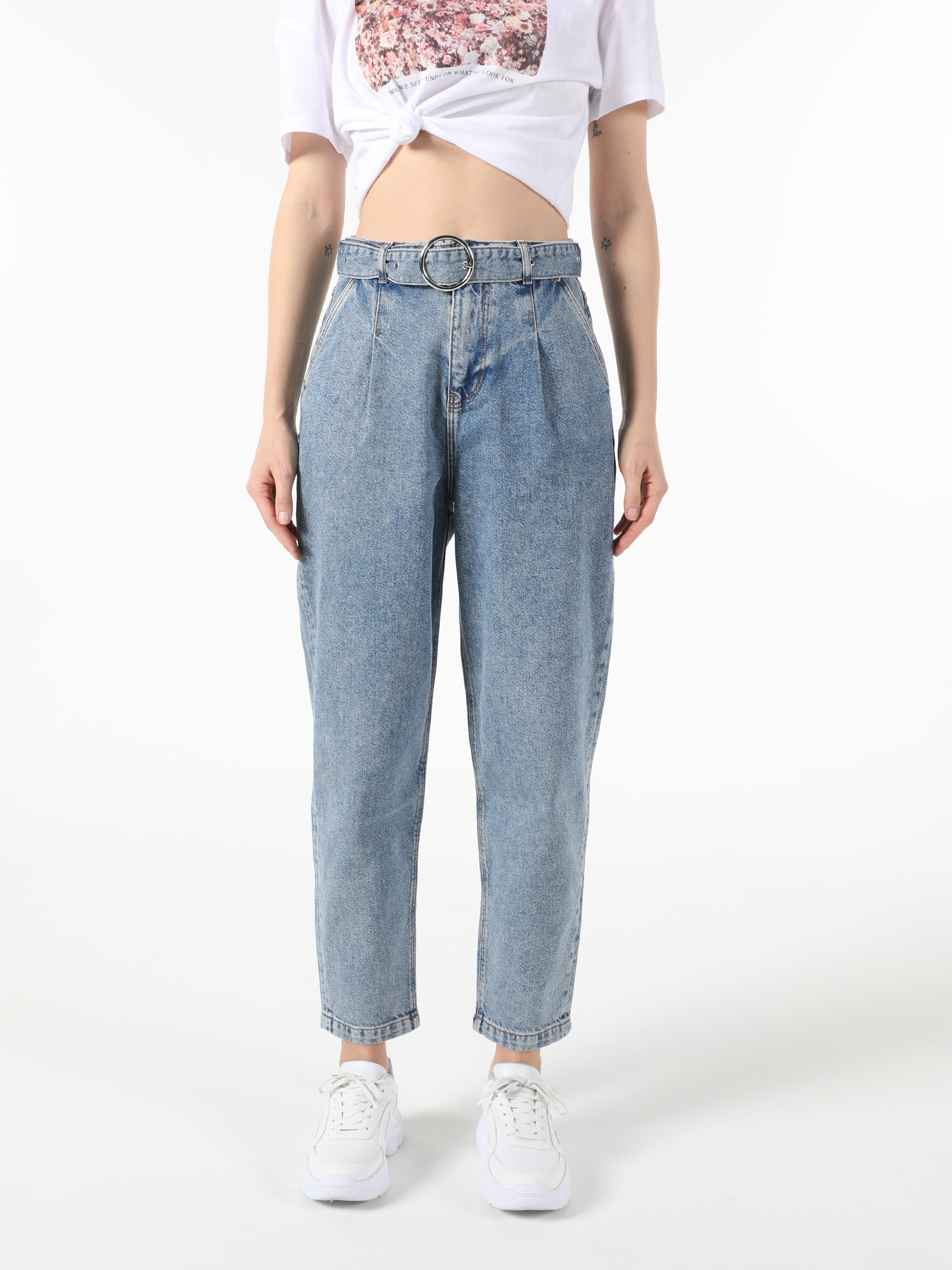 Afișați detalii pentru Pantaloni De Dama Denim Slouchy Fit  Cl1054611