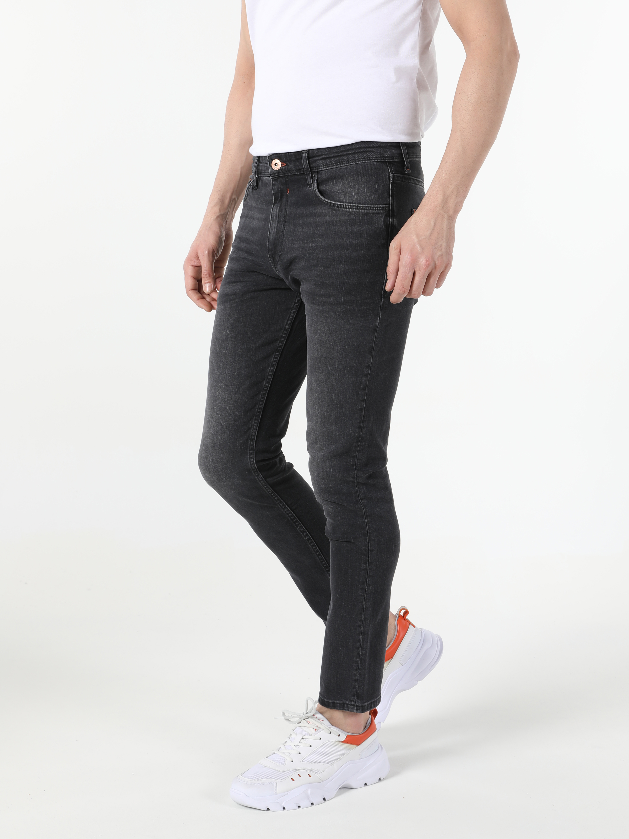 Afișați detalii pentru Pantaloni De Barbati Denim Skinny Fit  Cl1055295