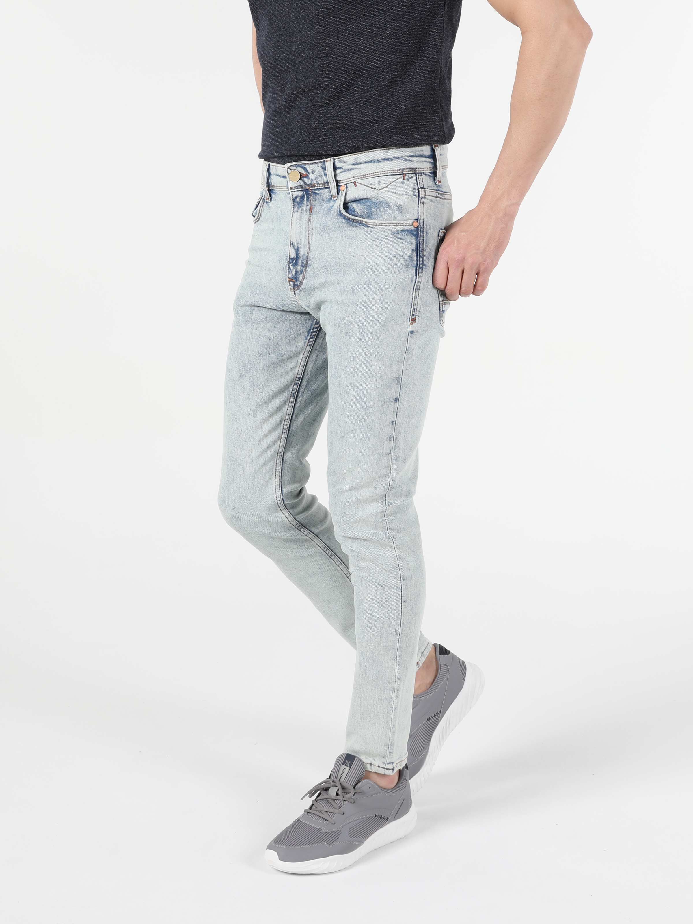 Afișați detalii pentru Pantaloni De Barbati Denim Skinny Fit  Cl1055415