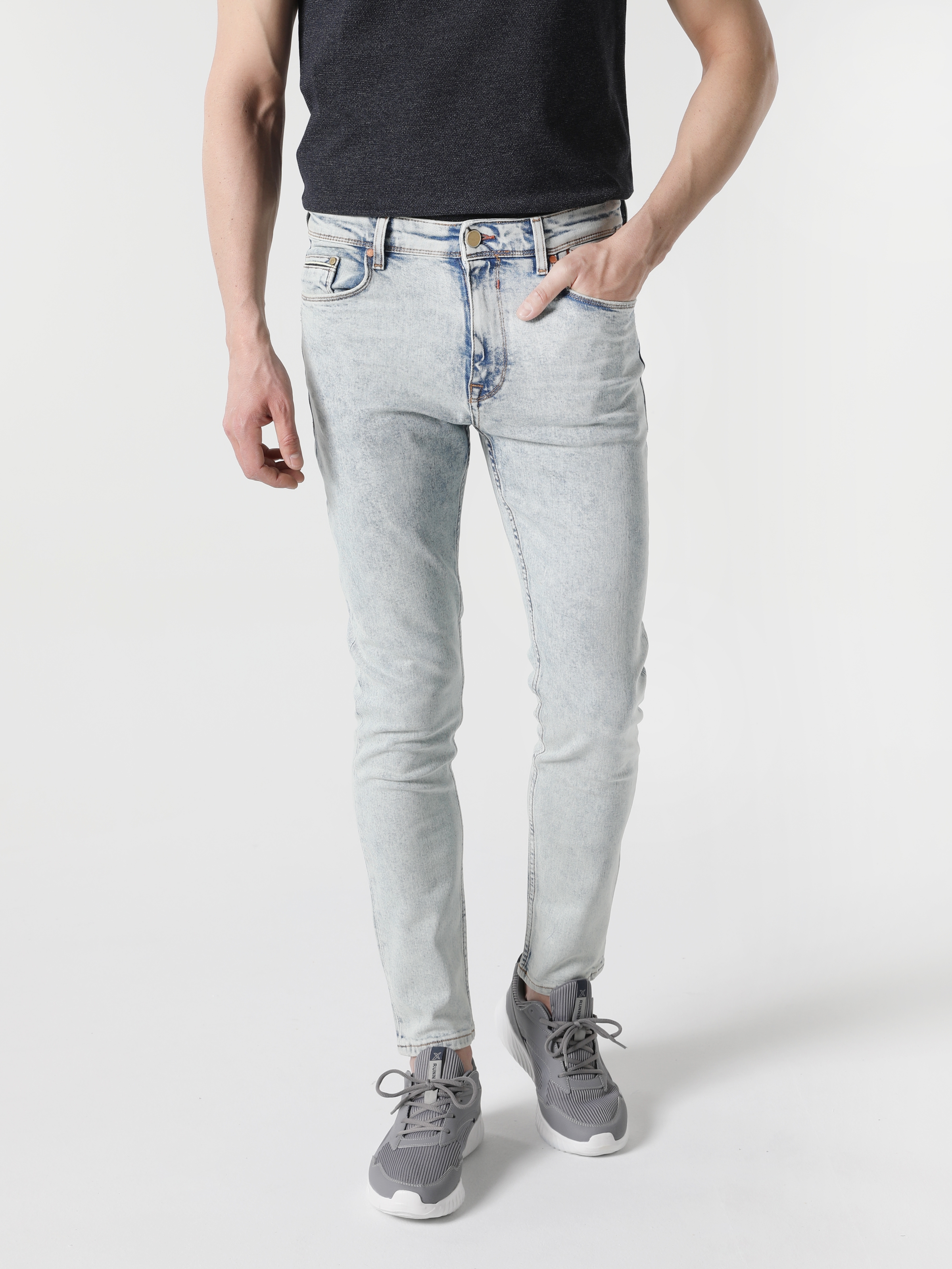 Afișați detalii pentru Pantaloni De Barbati Denim Skinny Fit  Cl1055415