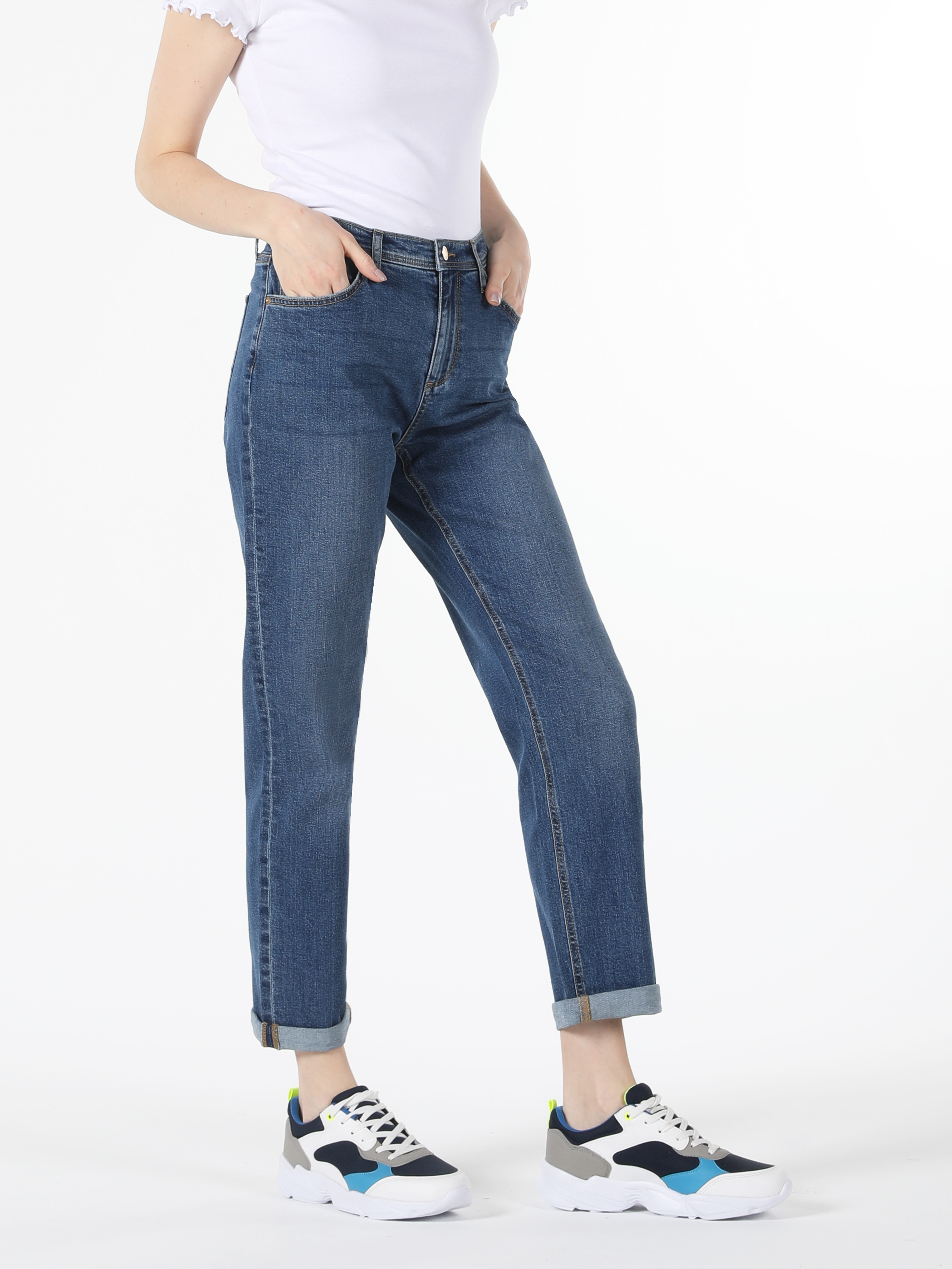 Afișați detalii pentru Pantaloni De Dama Denim Boyfriend Fit 893 Julia Cl1043089