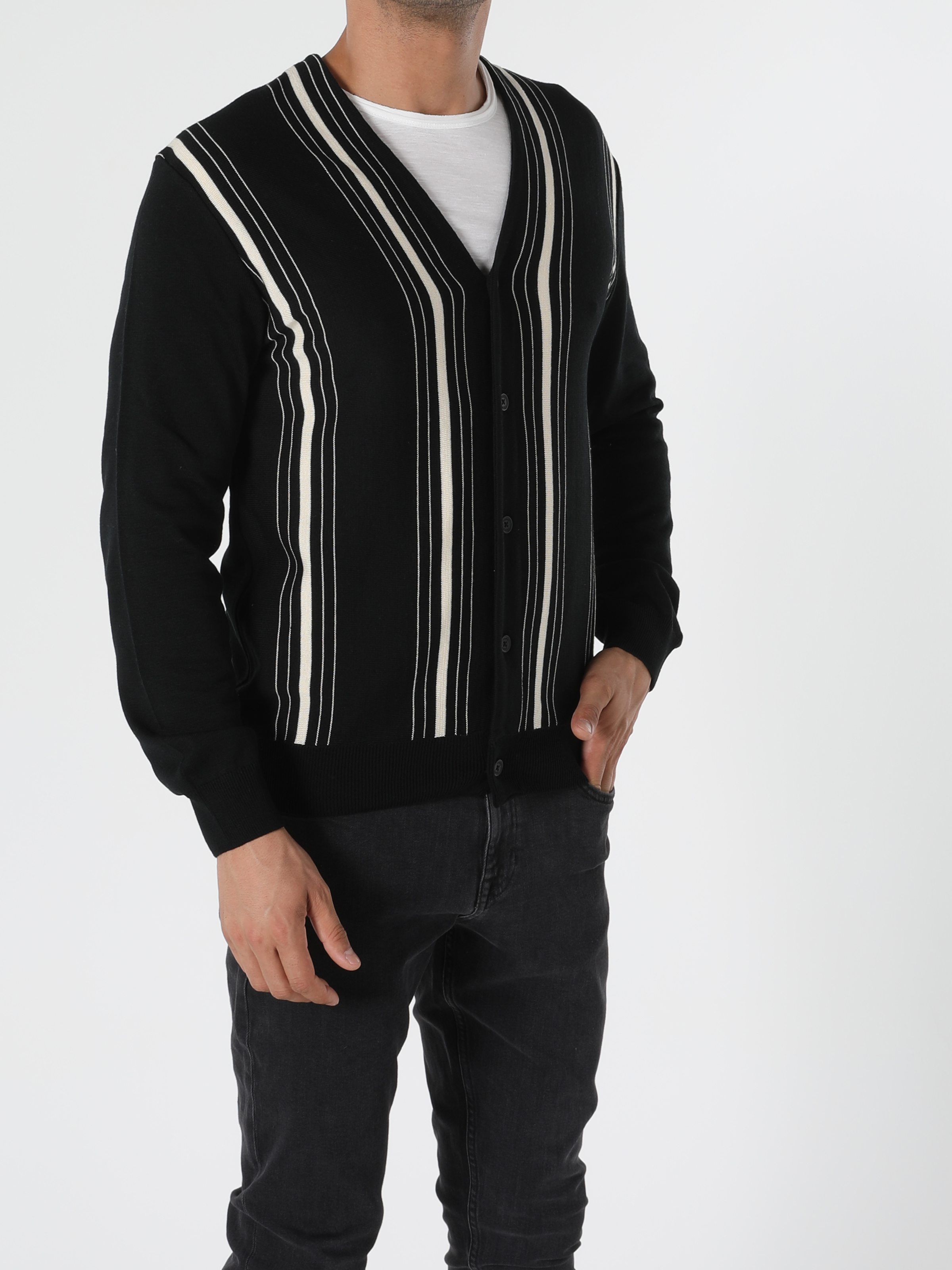 Afișați detalii pentru Cardigan De Barbati Negru Regular Fit  Cl1054871