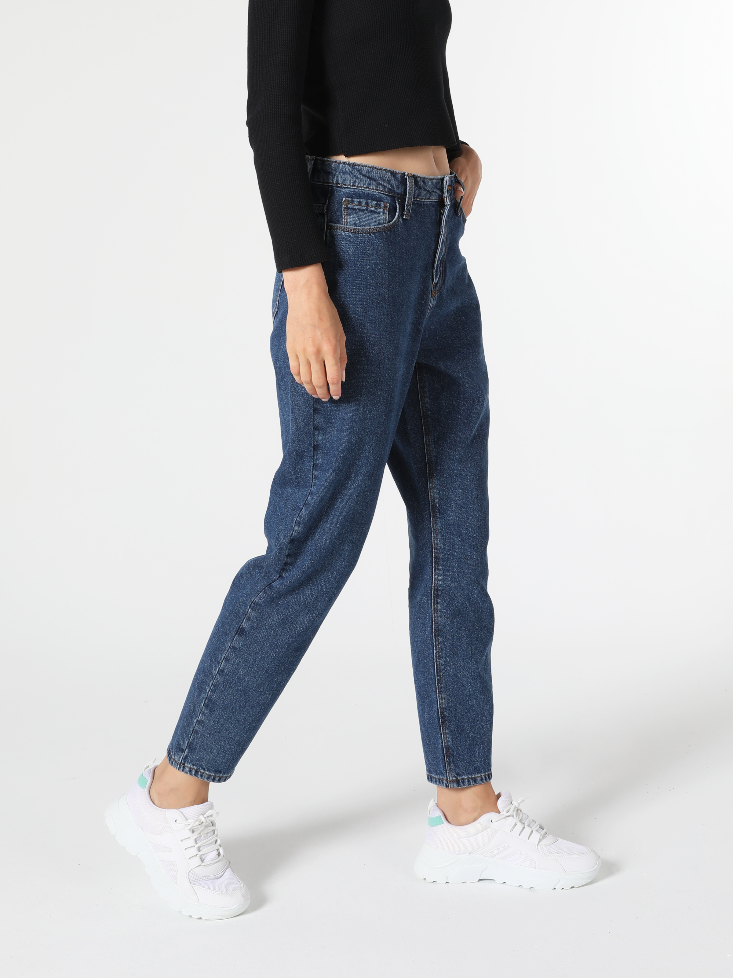 Afișați detalii pentru Pantaloni De Dama Denim Mom Fit 896  Maria Cl1056044