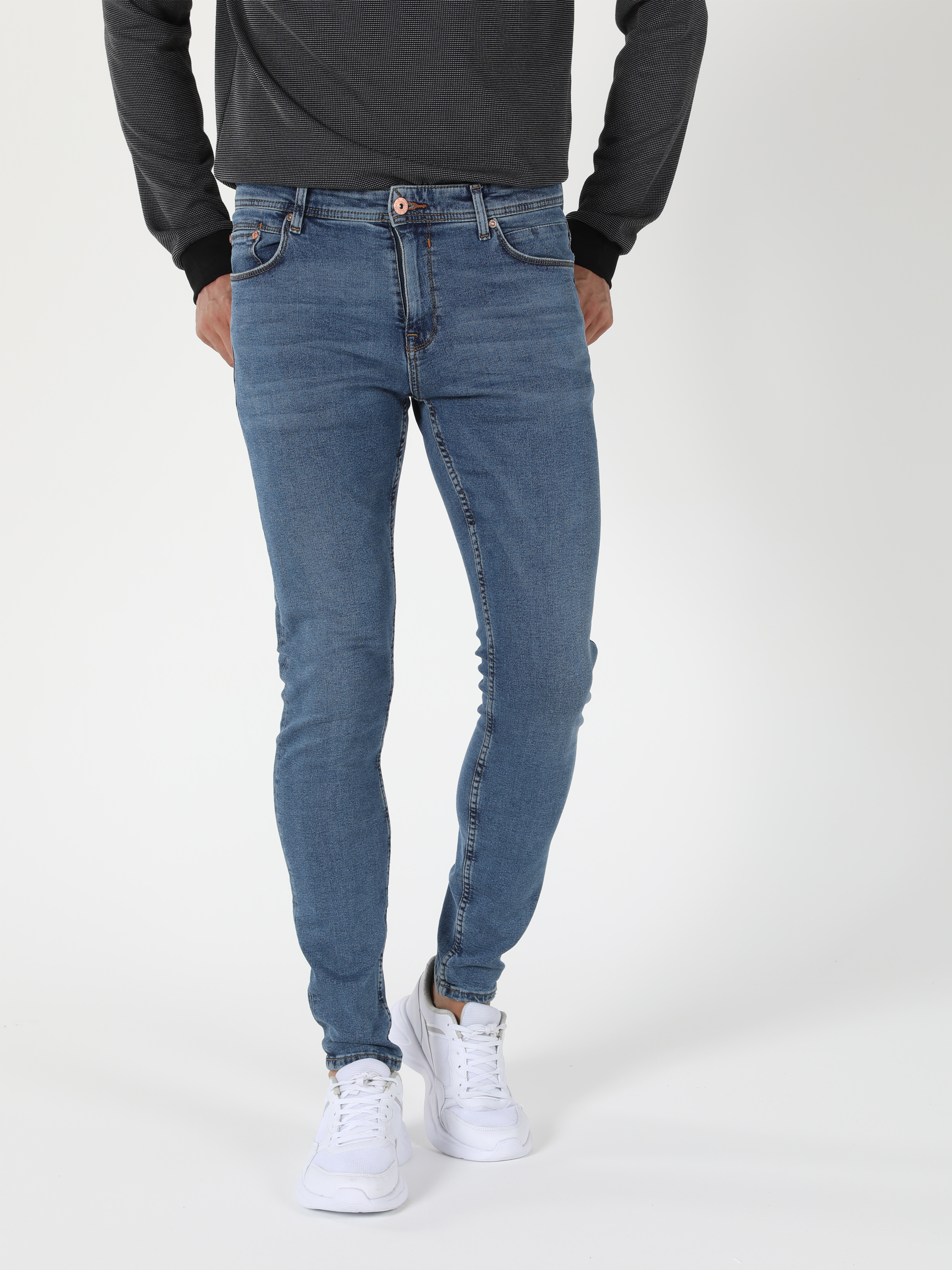 Afișați detalii pentru Pantaloni De Barbati Denim Skinny Fit 040 Alex Cl1056171