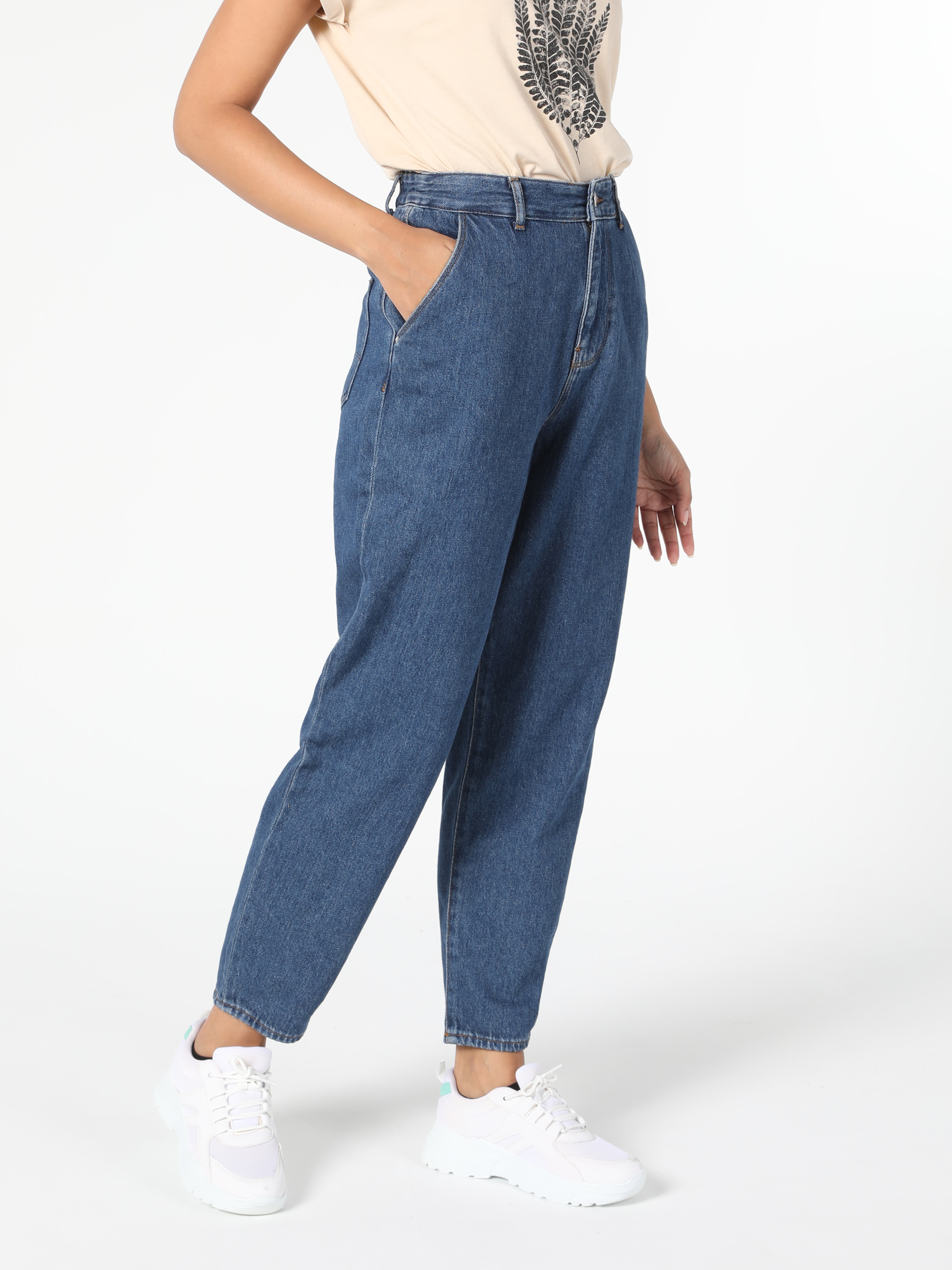 Afișați detalii pentru Pantaloni De Dama Denim Slouchy Fit  Cl1056569