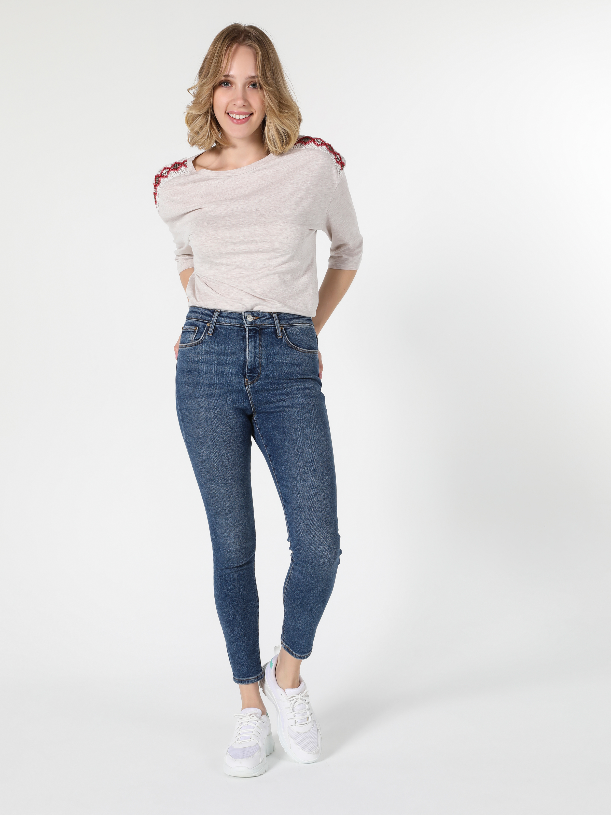 Afișați detalii pentru Pantaloni De Dama Denim Super Slim Fit 760 Diana Cl1056580