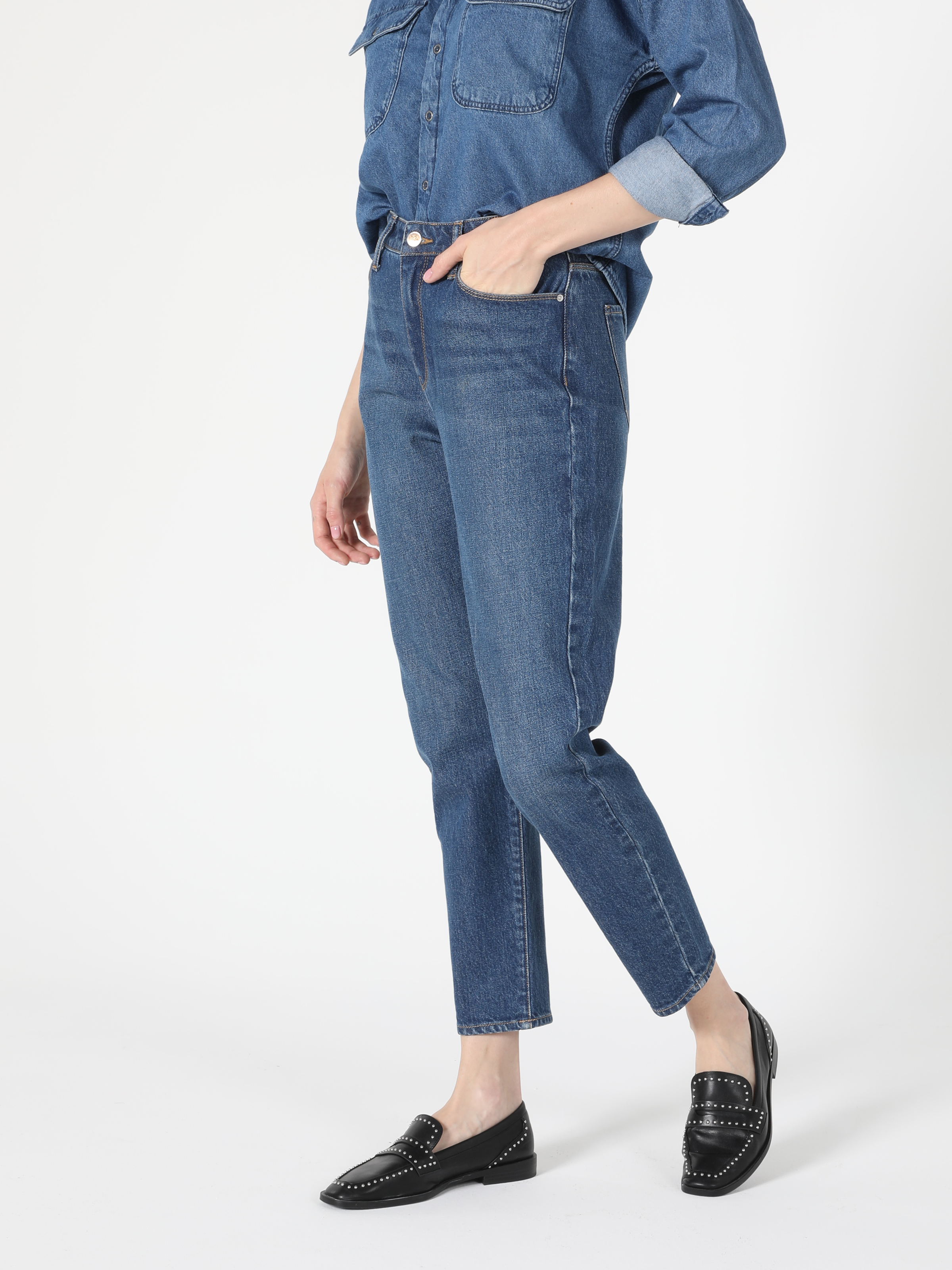 Afișați detalii pentru Pantaloni De Dama Denim Mom Fit 896  Maria Cl1056591