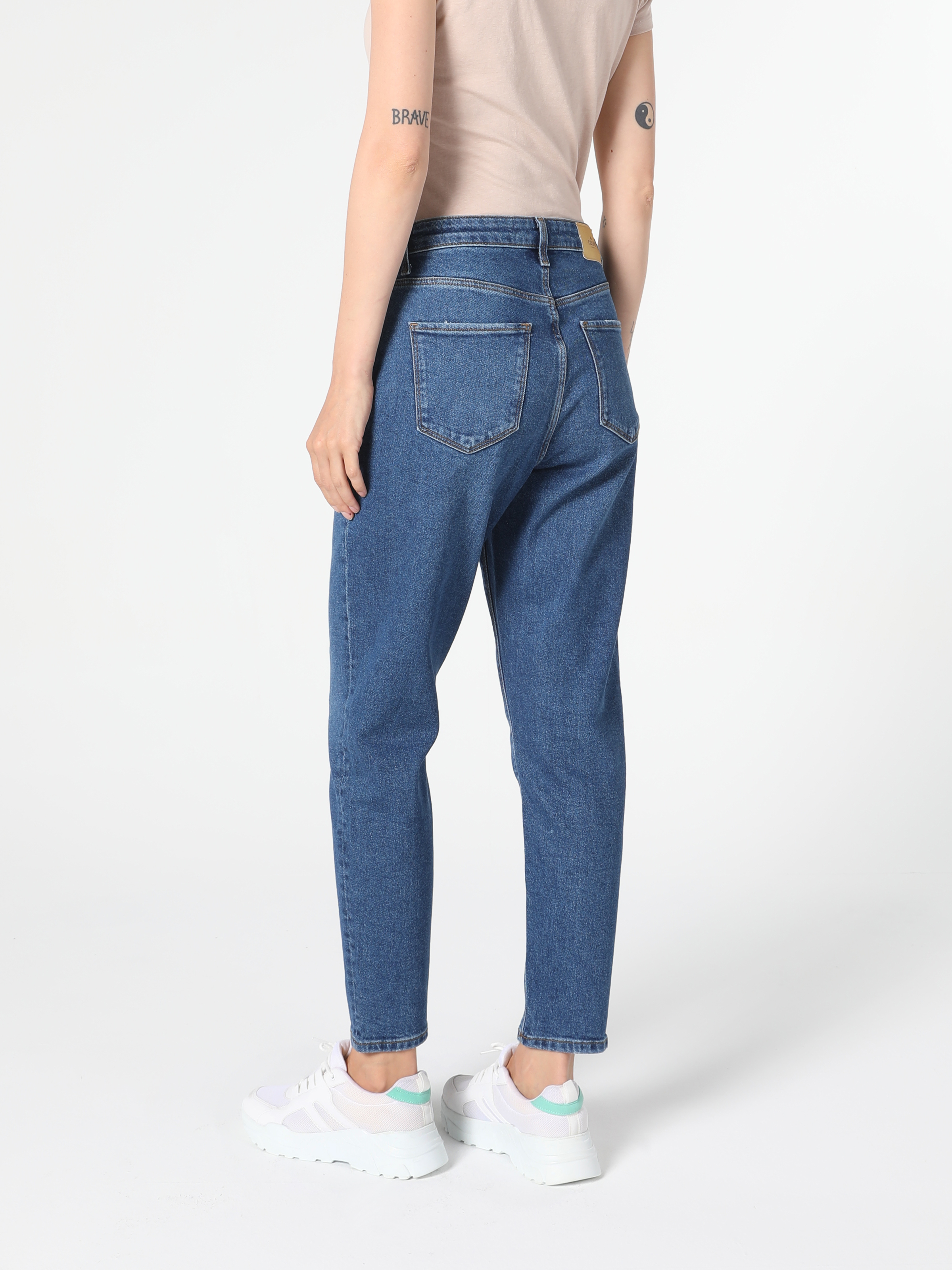 Afișați detalii pentru Pantaloni De Dama Denim Mom Fit 896  Maria Cl1056592