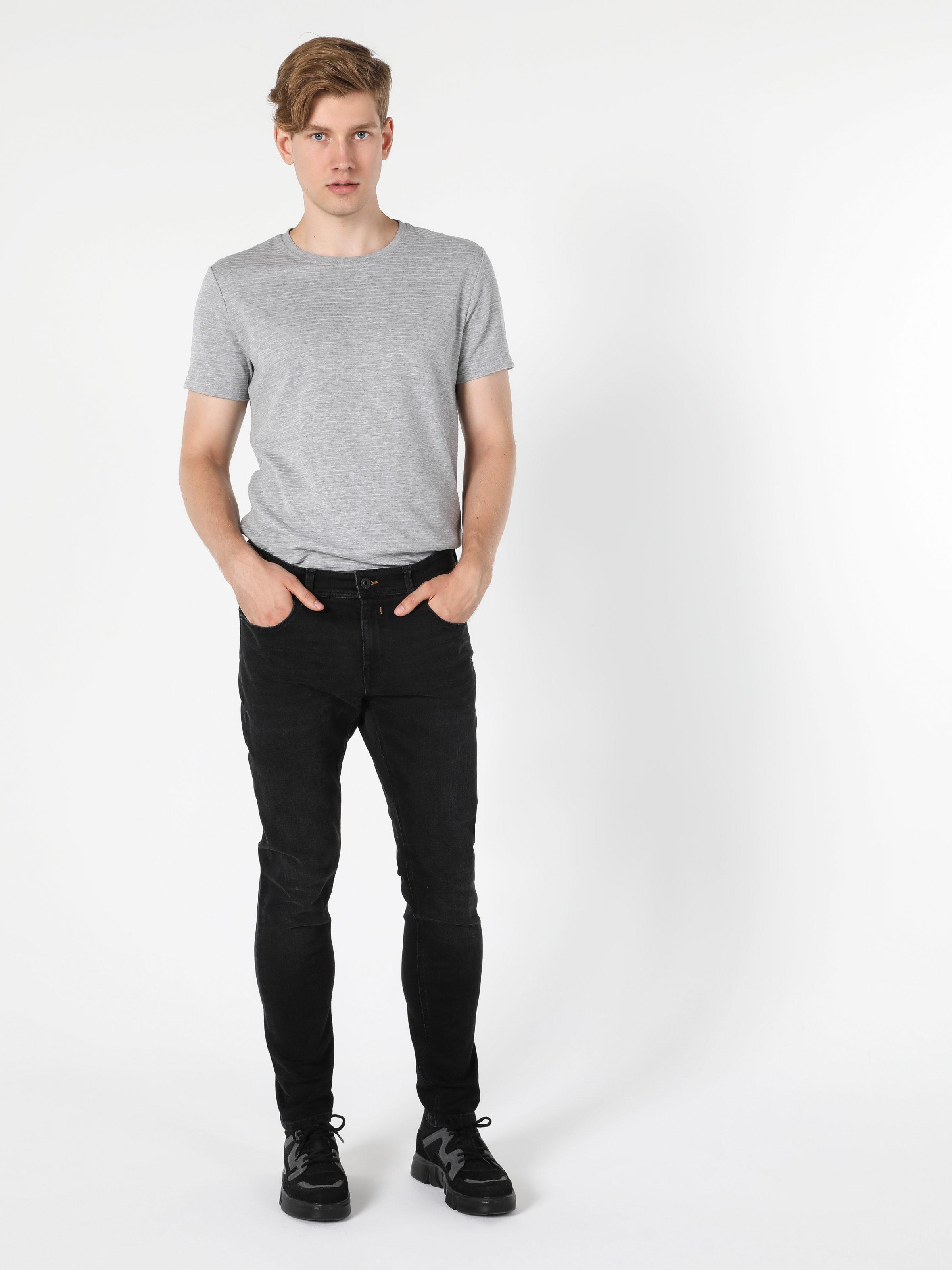 Afișați detalii pentru Pantaloni De Barbati Denim Slim Fit 041 Danny Cl1056618