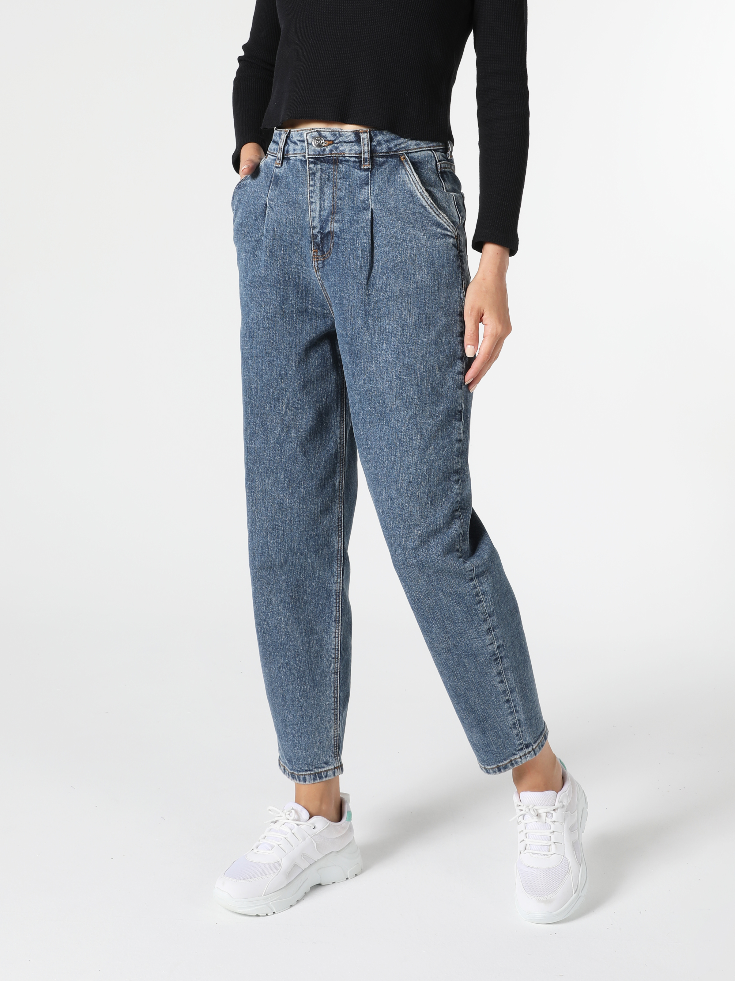 Afișați detalii pentru Pantaloni De Dama Denim Slouchy Fit  Cl1056786