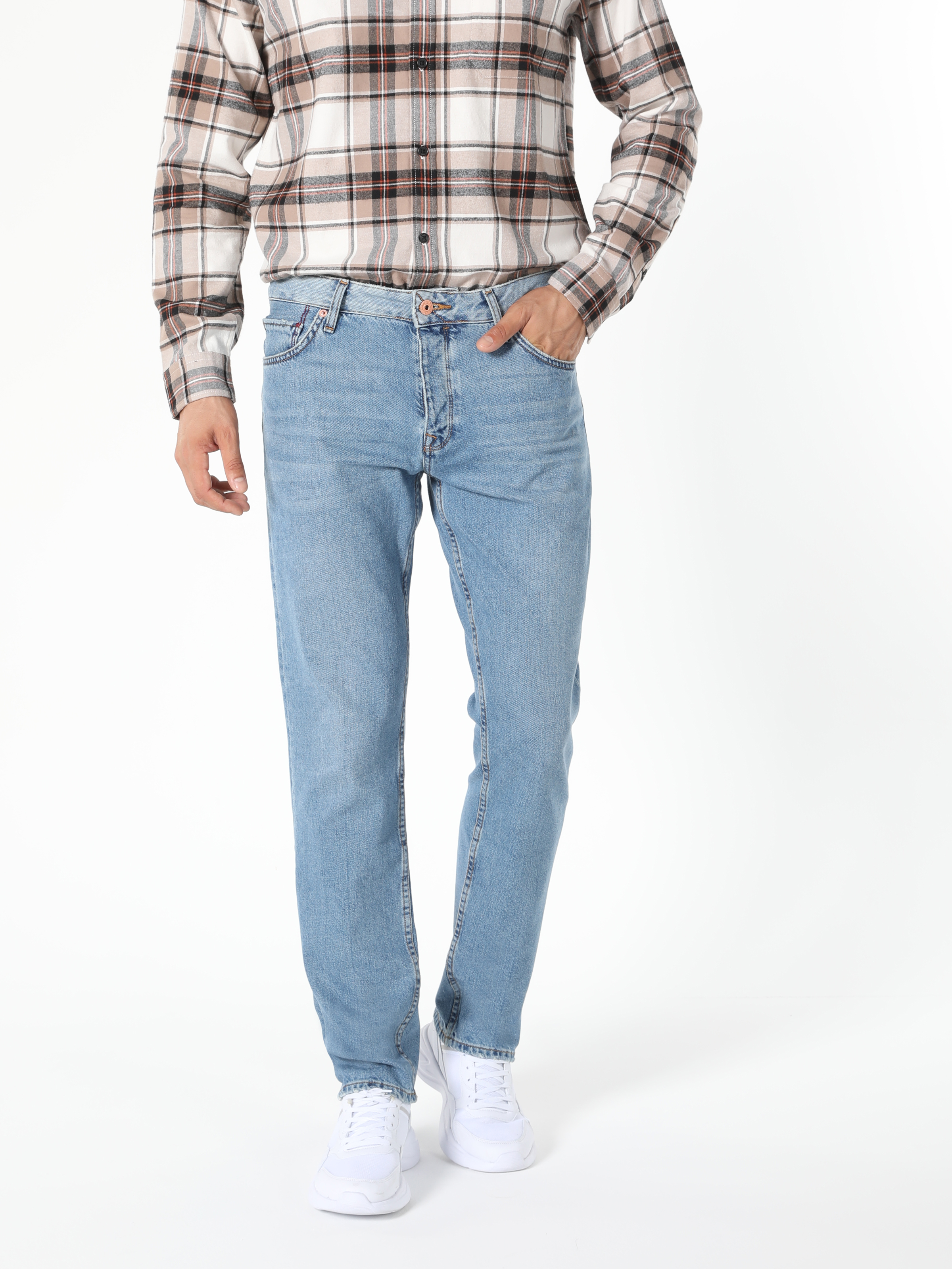 Afișați detalii pentru Pantaloni De Barbati Denim Regular Fit 045 David Cl1057150