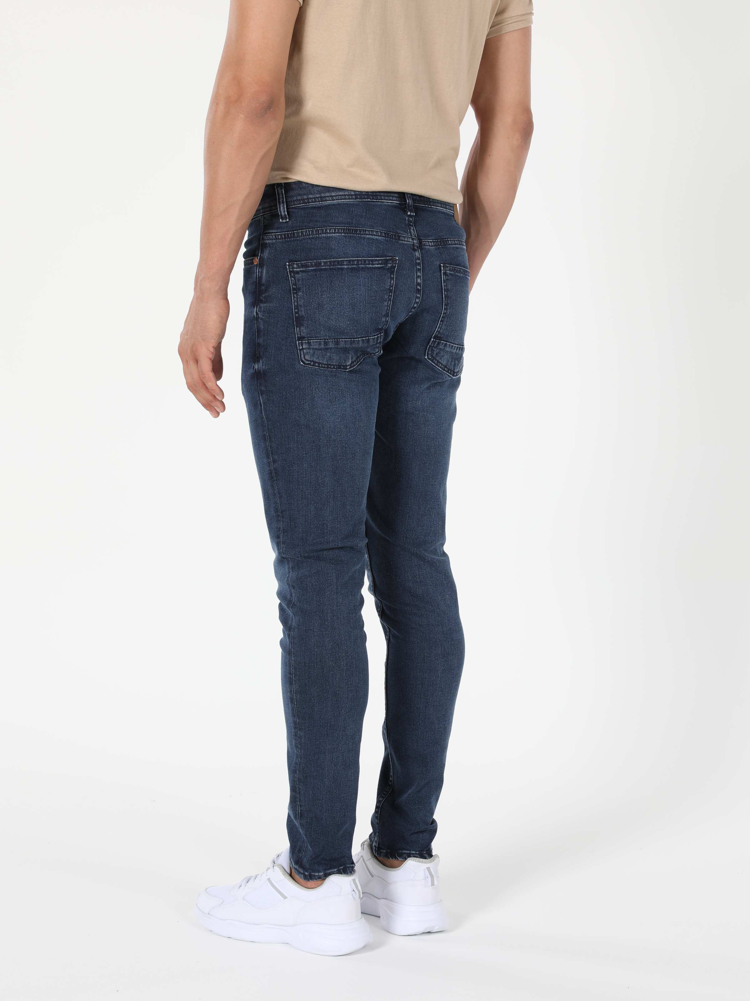 Afișați detalii pentru Pantaloni De Barbati Albastru Straight Fit 044 Karl Cl1057156