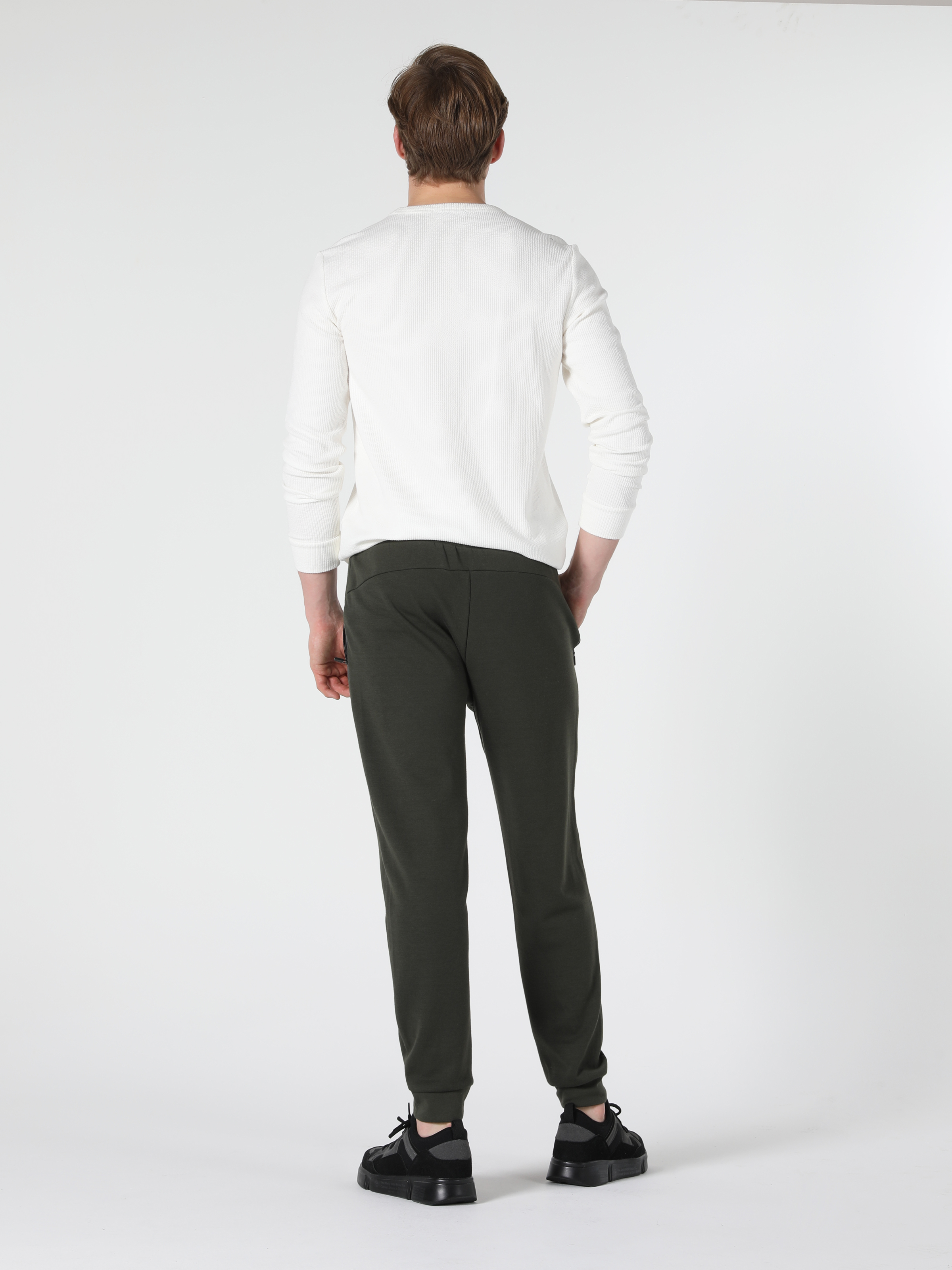 Afișați detalii pentru Pantaloni De Trening De Barbati Kaki Slim Fit  Cl1054840