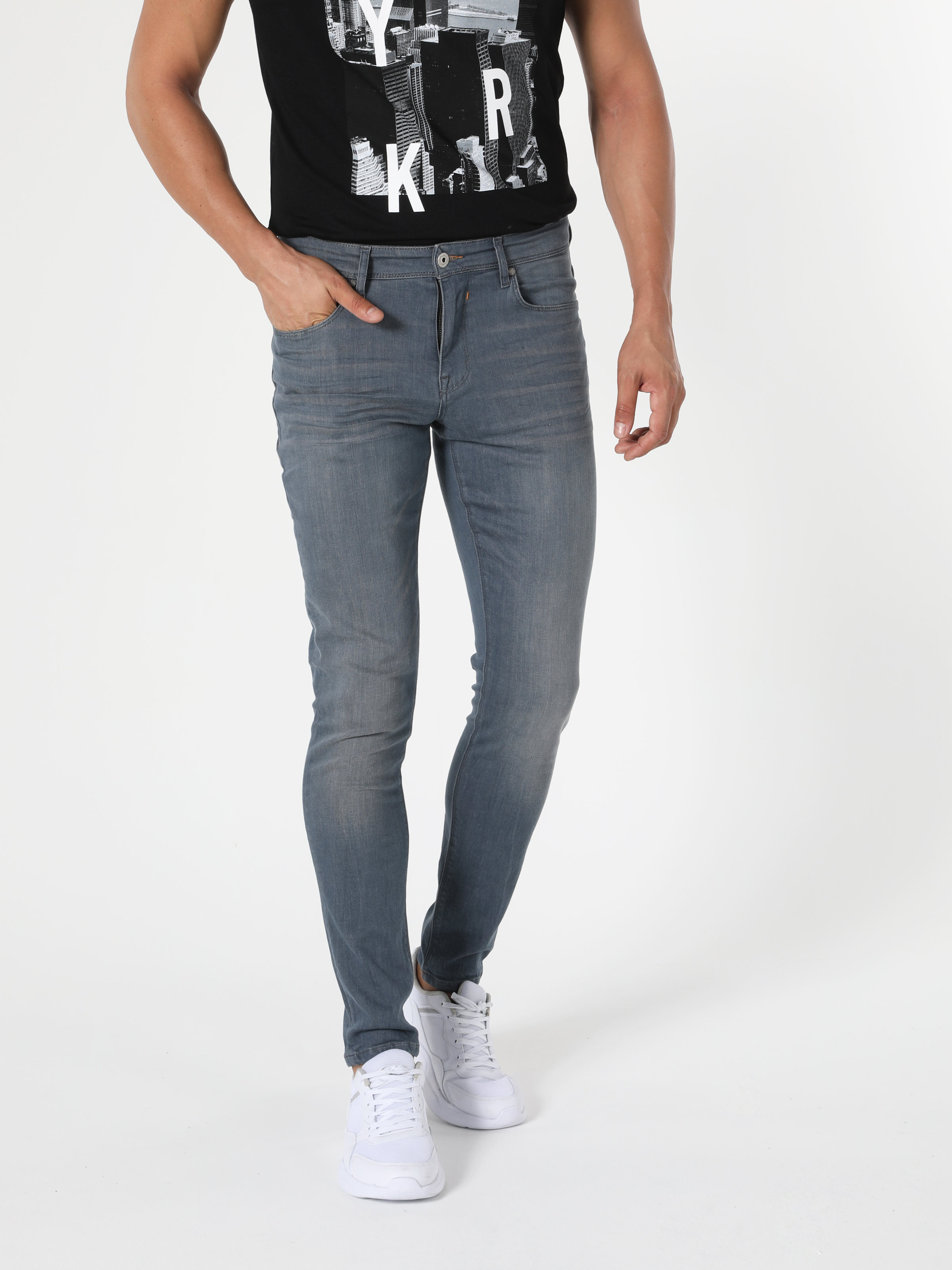 Afișați detalii pentru Pantaloni De Barbati Denim Slim Fit 041 Danny Cl1056184