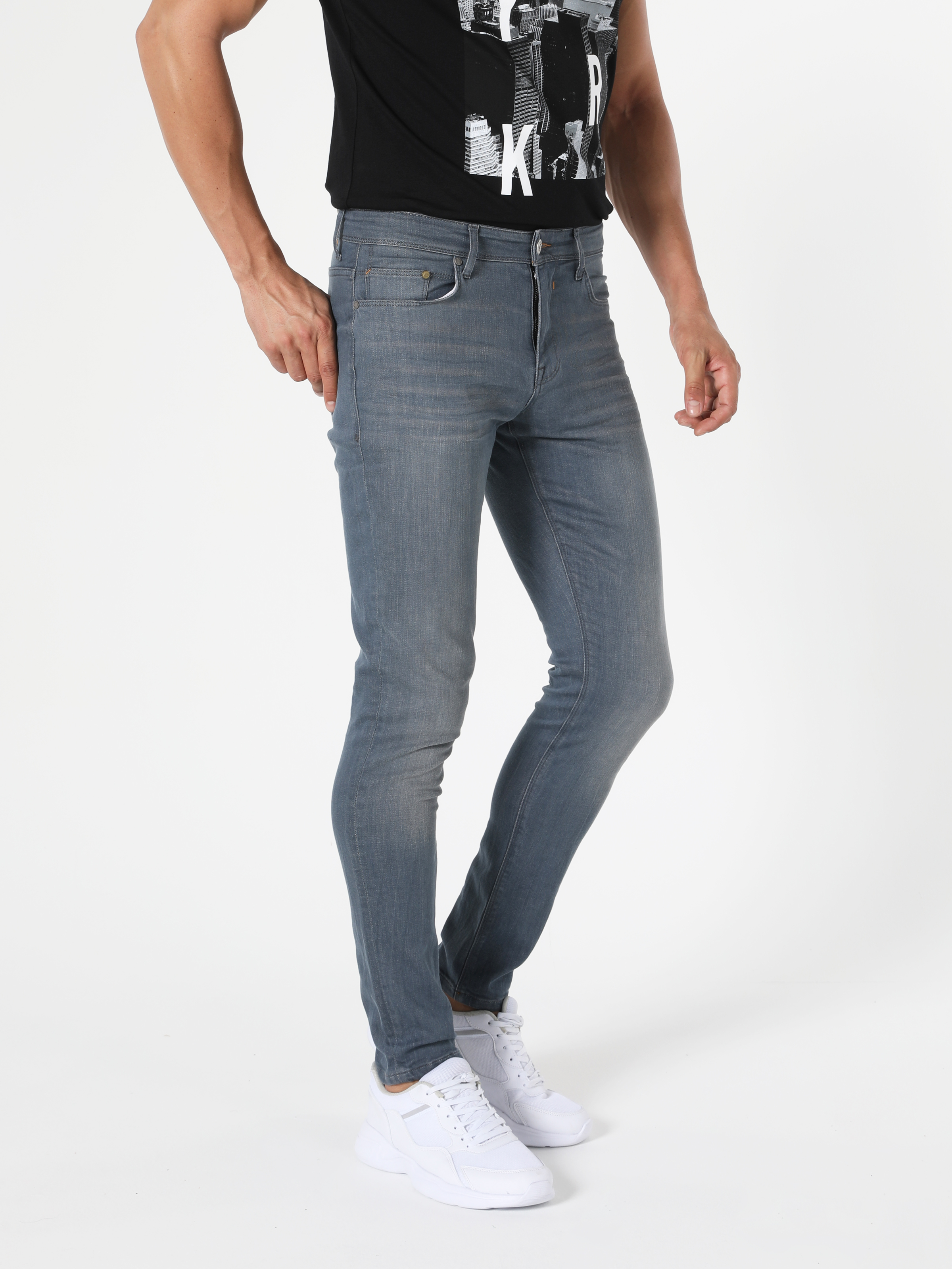 Afișați detalii pentru Pantaloni De Barbati Denim Slim Fit 041 Danny Cl1056184