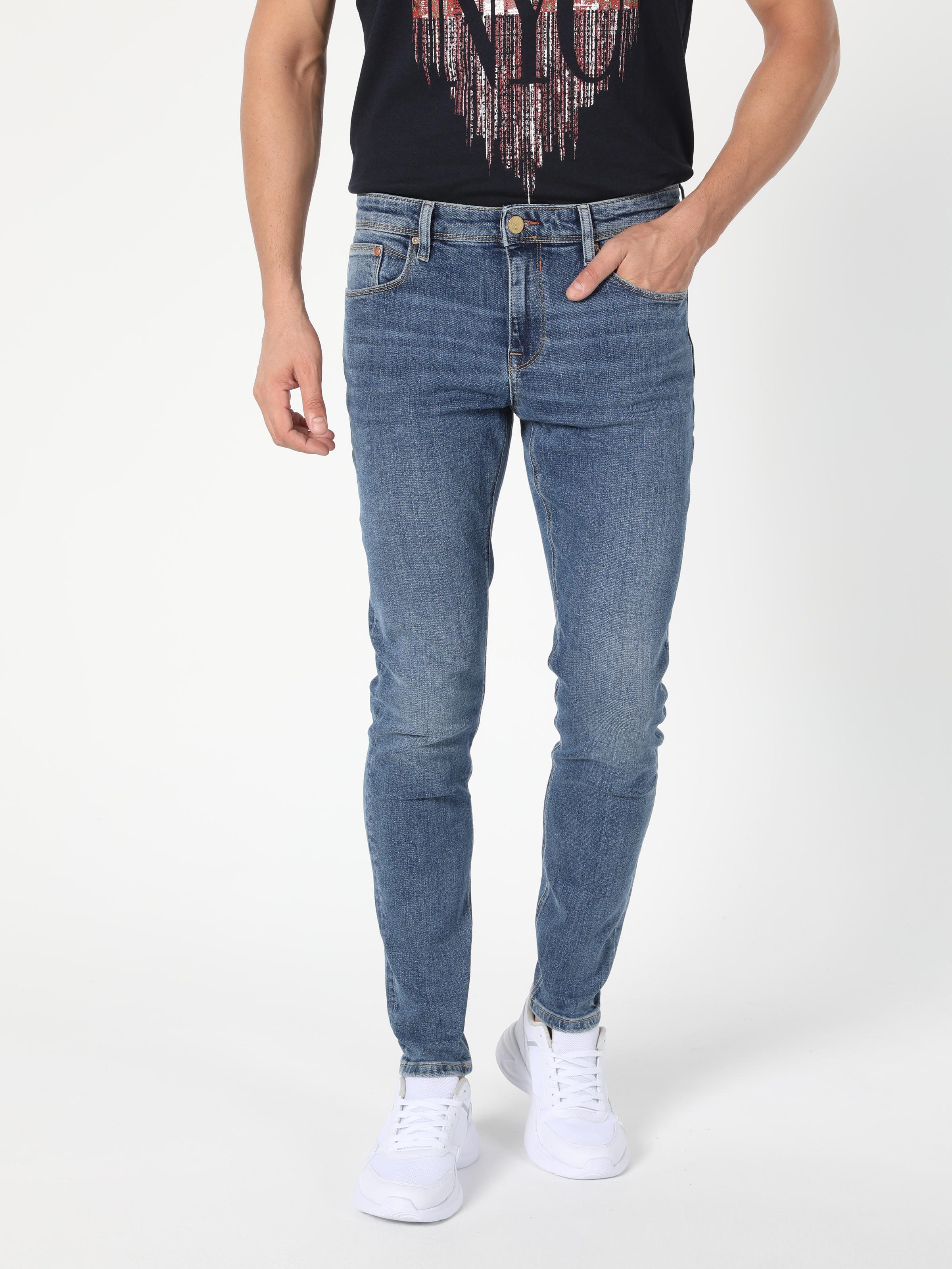 Afișați detalii pentru Pantaloni De Barbati Denim Slim Fit 041 Danny Cl1056196