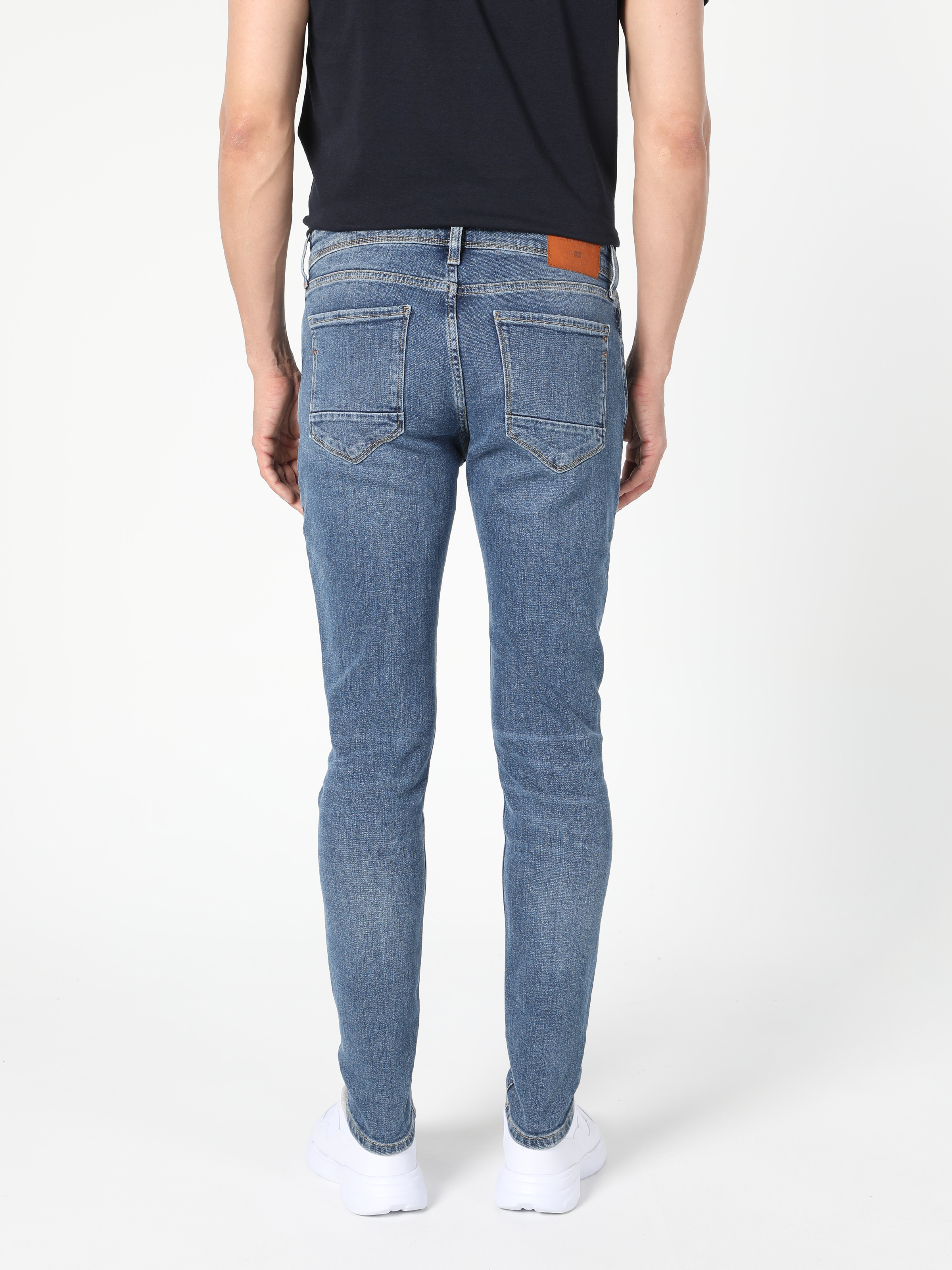 Afișați detalii pentru Pantaloni De Barbati Denim Slim Fit 041 Danny Cl1056196