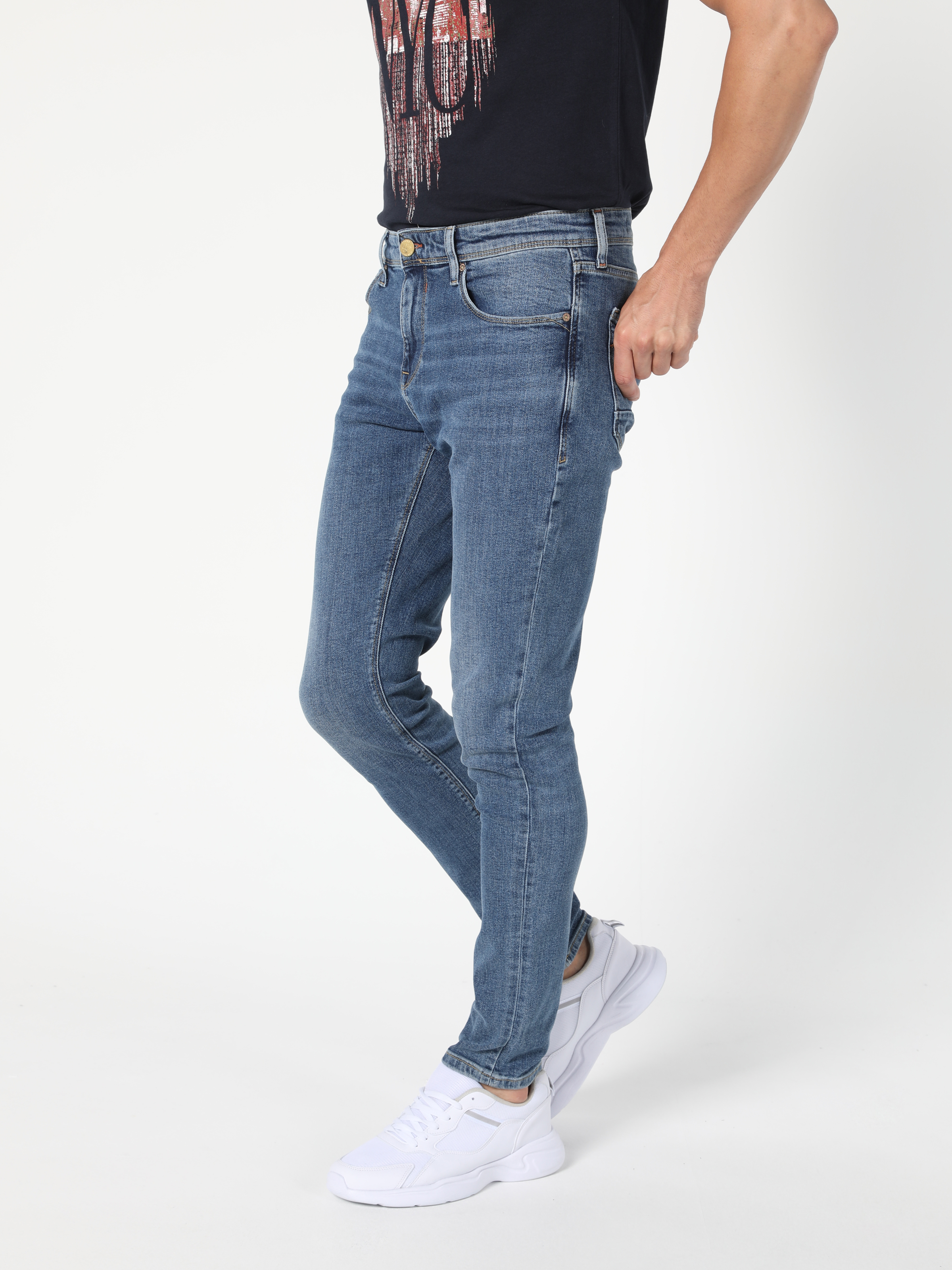 Afișați detalii pentru Pantaloni De Barbati Denim Slim Fit 041 Danny Cl1056196