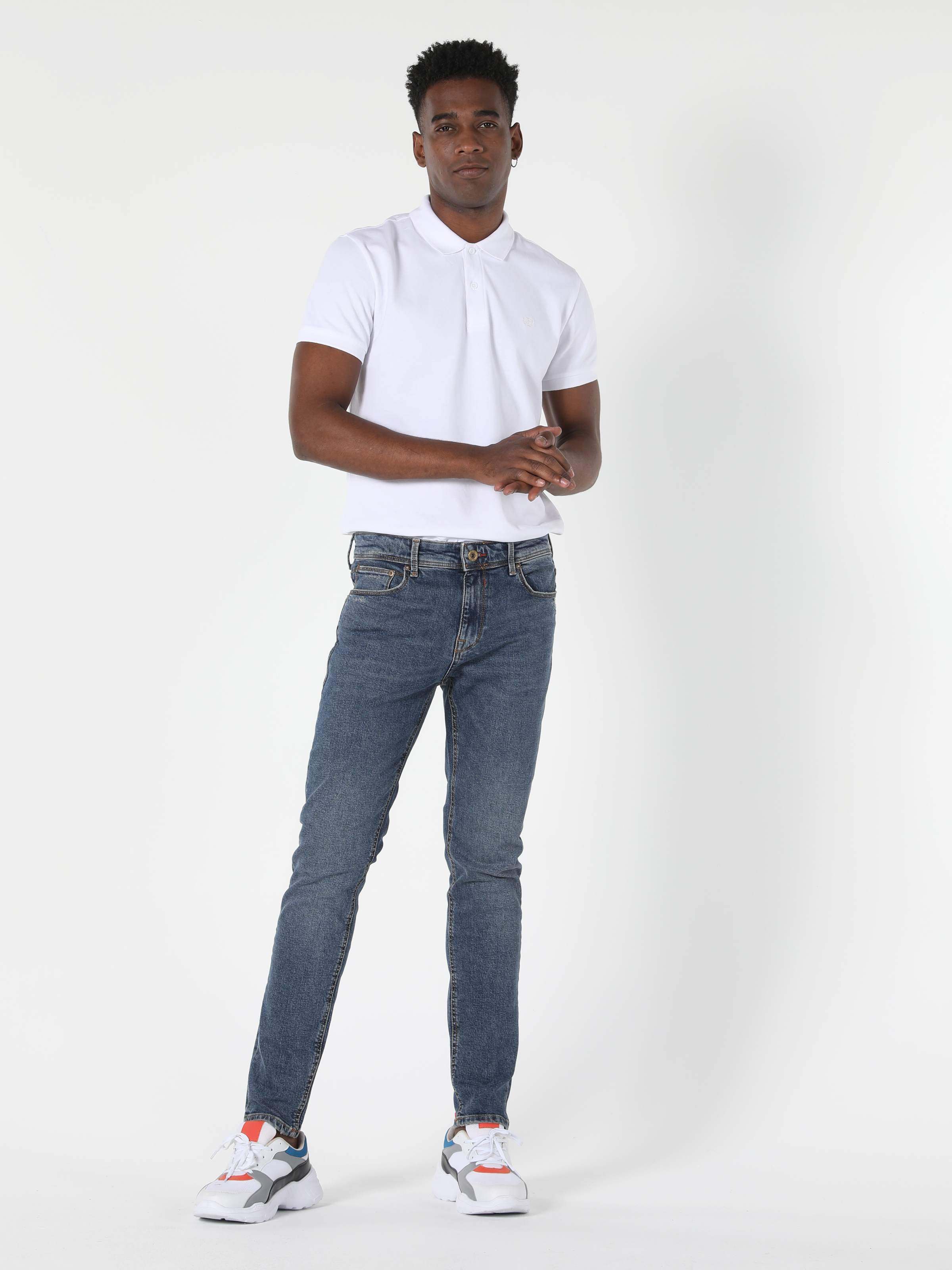 Afișați detalii pentru Pantaloni De Barbati Denim Slim Fit 041 Danny Cl1056613