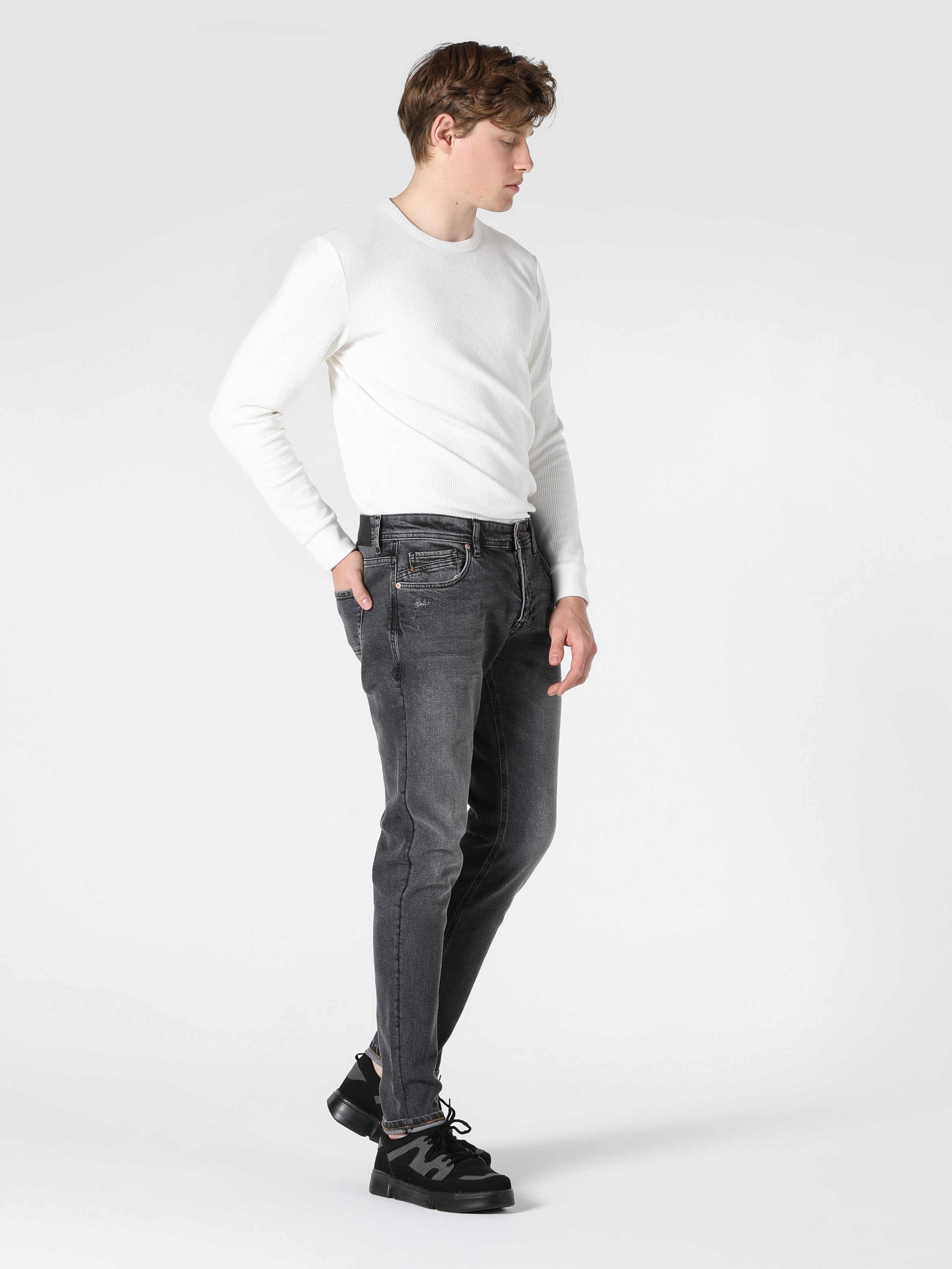 Afișați detalii pentru Pantaloni De Barbati Denim Slim Fit 041 Danny Cl1056616