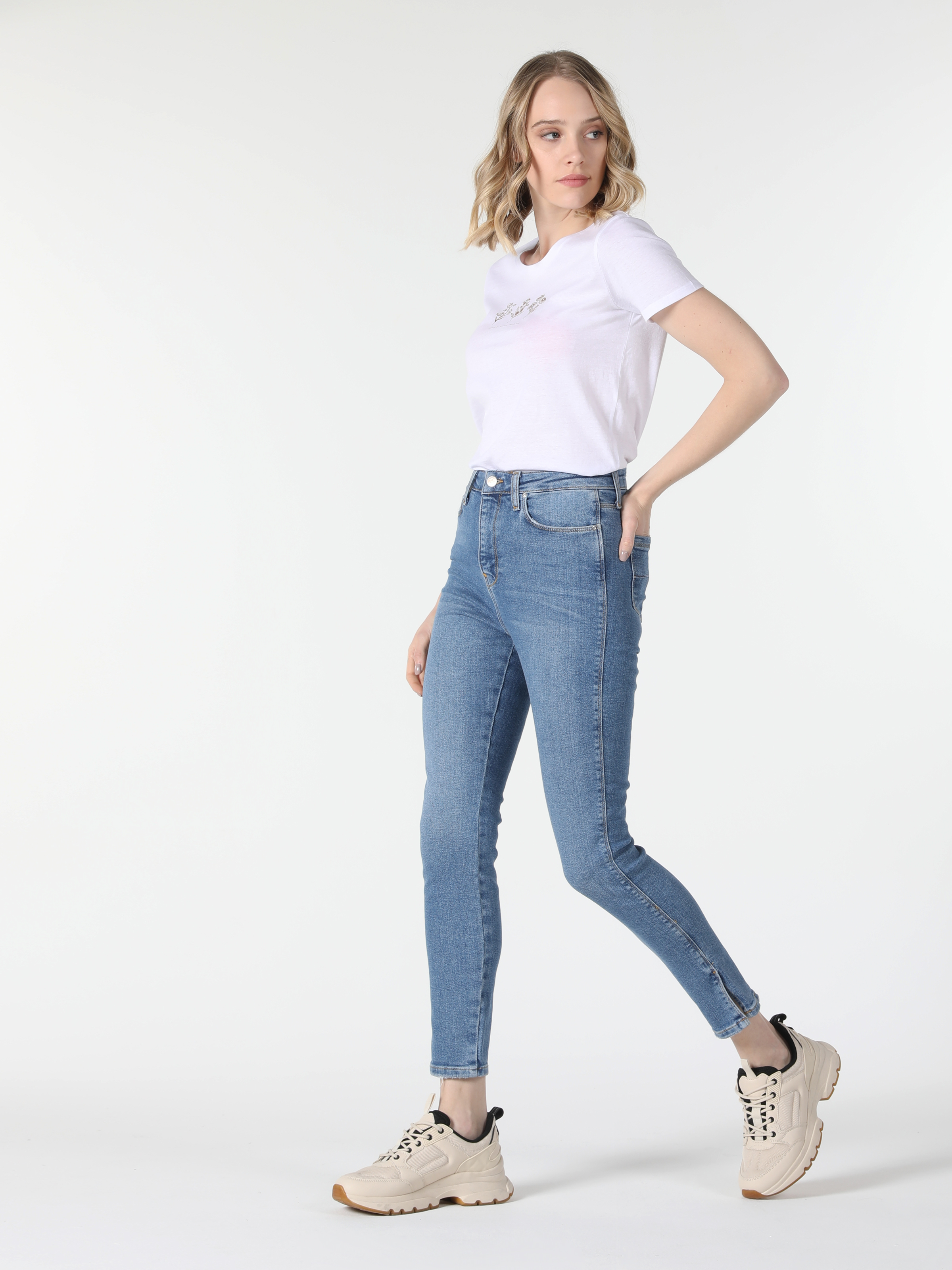 Afișați detalii pentru Pantaloni De Dama Denim Super Slim Fit 760 Diana Cl1057917