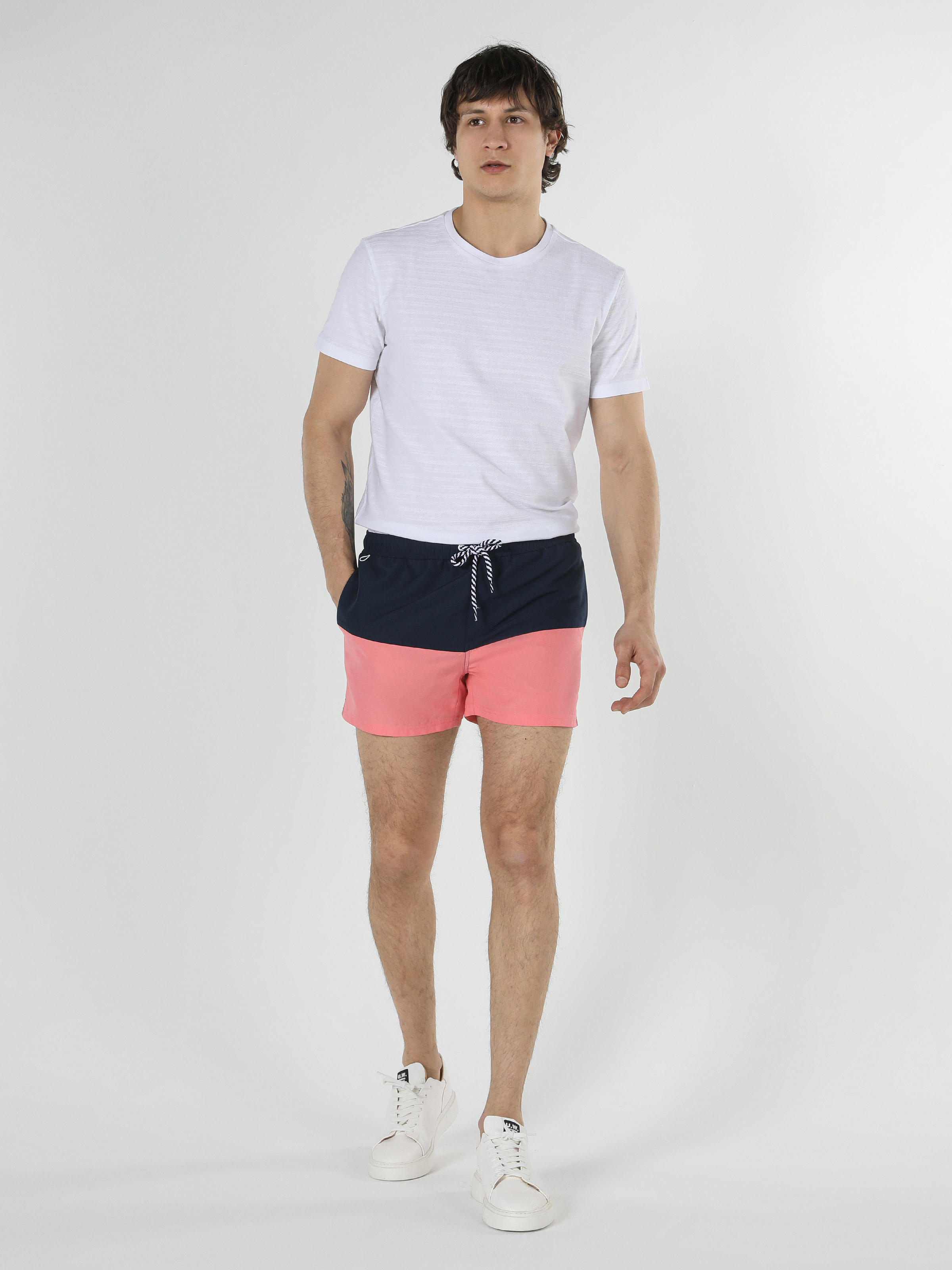 Afișați detalii pentru Short / Pantaloni Scurti De Barbati Albastru Marin Regular Fit 